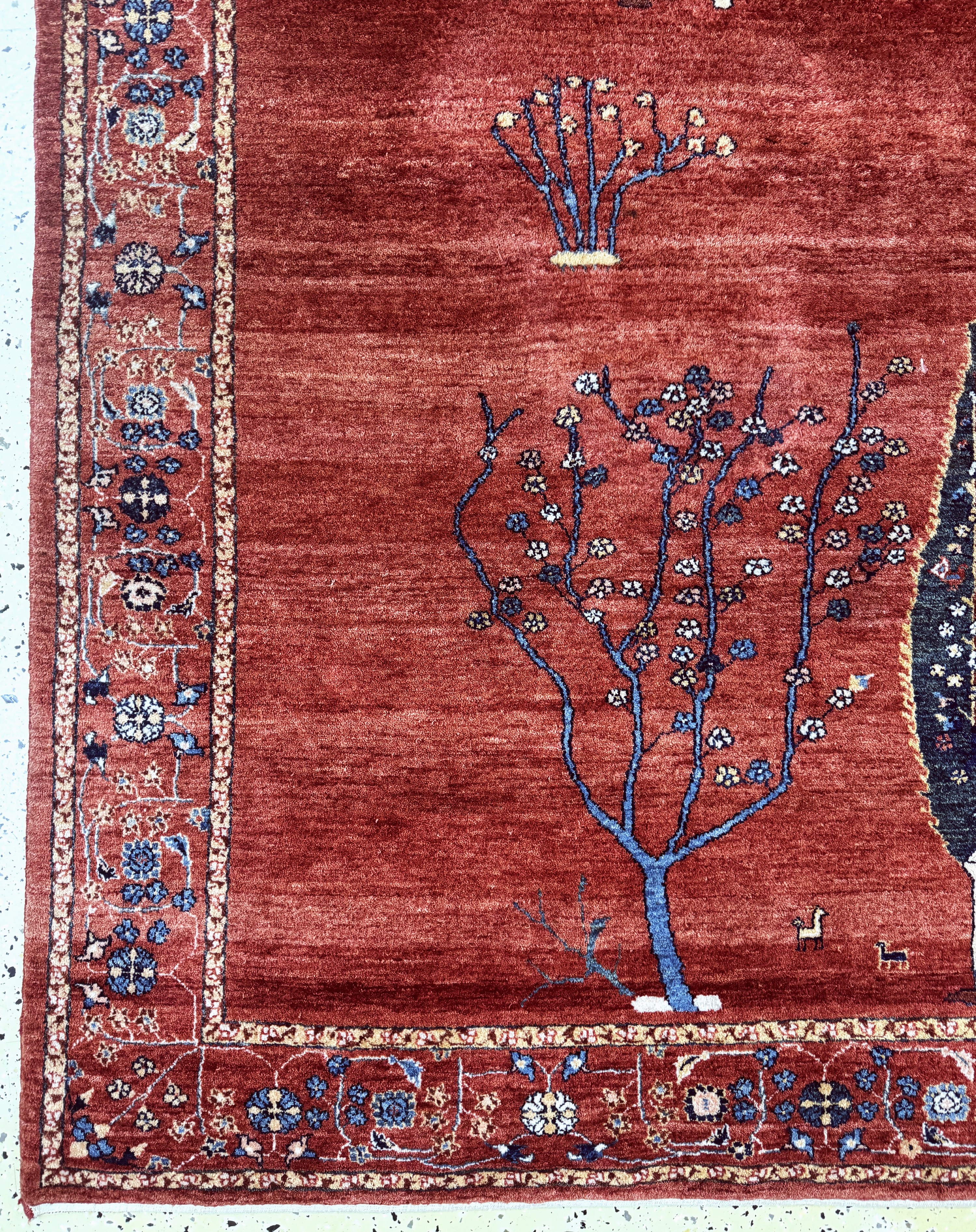 Detail c: Gabbeh fein Loribaft, Persien, Ende 20.Jhd,Wolle auf Wolle, ca. 295 x 247 cm, Reinigungsbedürftig, EHZ: 2