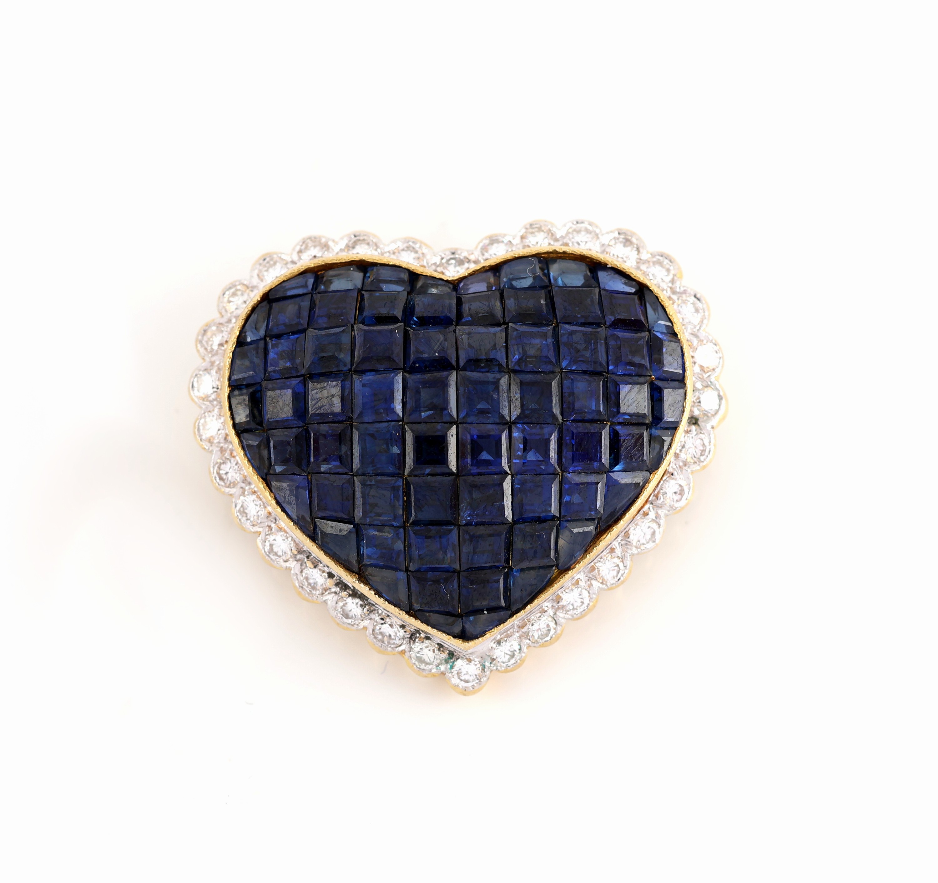 Image 27057416 - 18 kt Gold Saphir-Brillant-Anhänger, GG 750/000, Herz, 68 eingeschliffene Saphire ...