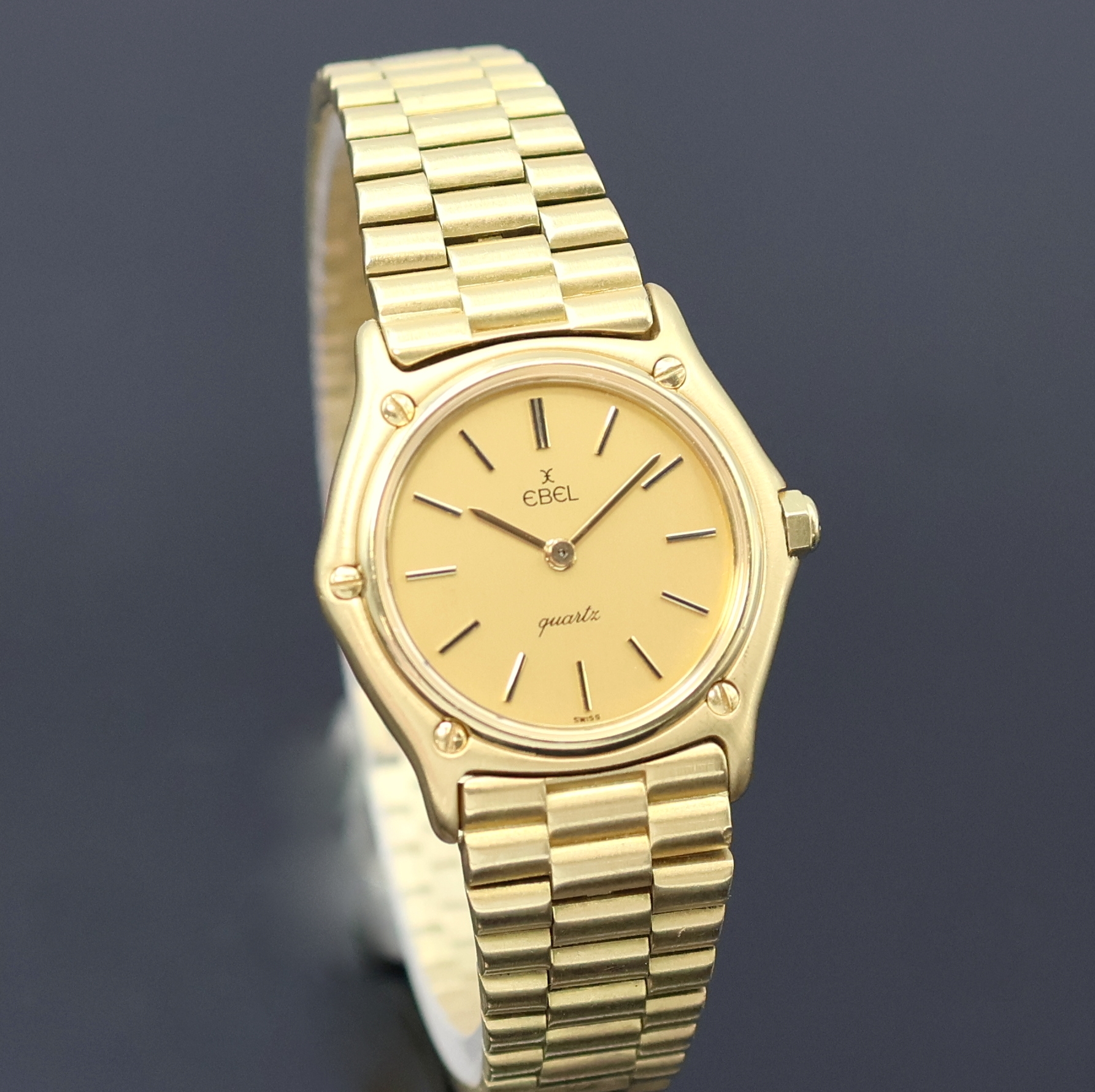 Detail b: EBEL Damenarmbanduhr in GG 750/000, Schweiz um 1995, quarz, Monocoque-Geh. inkl. neutr. Goldband, Lünette gegen Geh. 5-fach verschr., ...