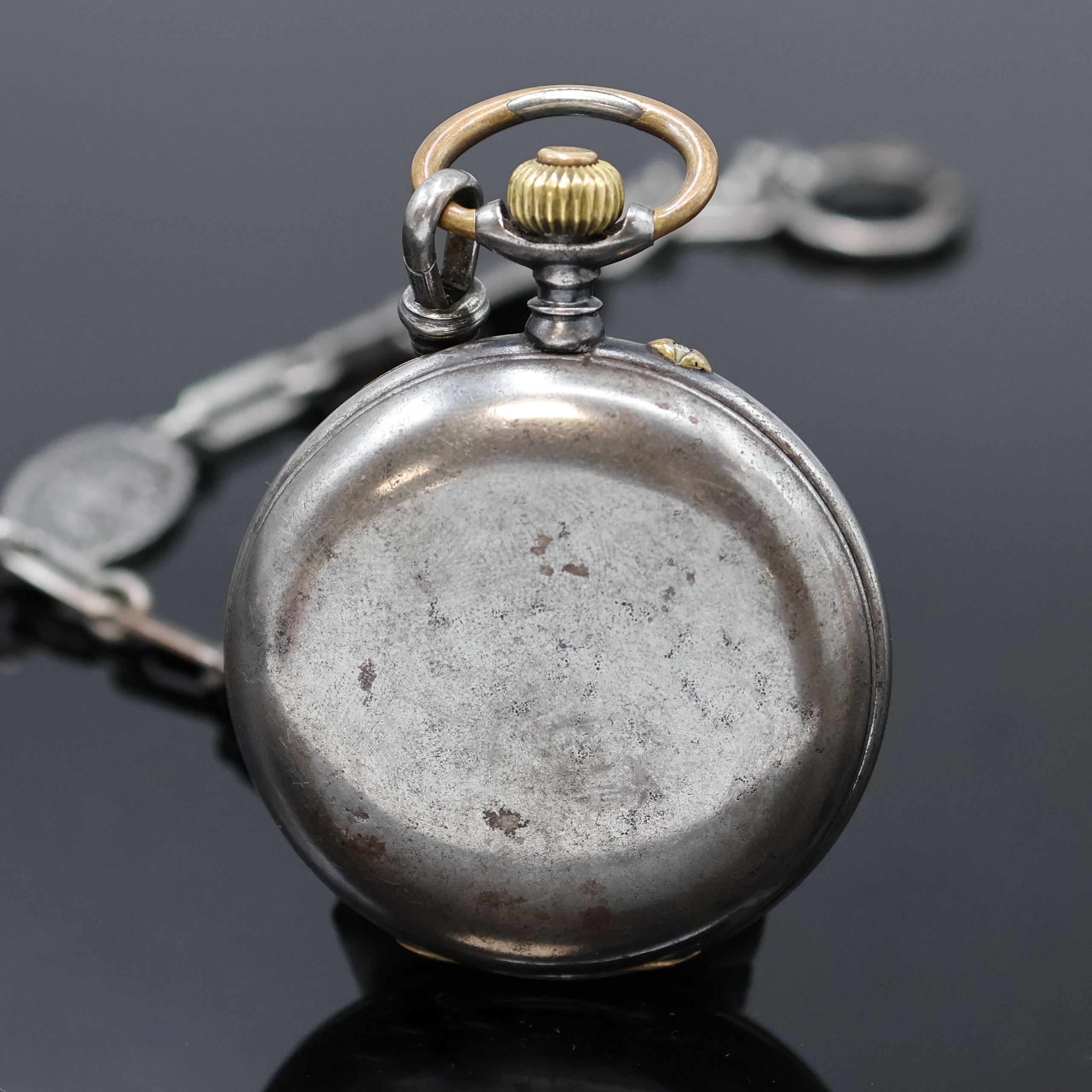 Detail e: HEBDOMAS 8 Tage Taschenuhr sowie eine Savonette mit Kalender, Schweiz/England um 1910/1915, 1.) Hebdomas im englischen Sterlingsilber Geh. (dell.), ...