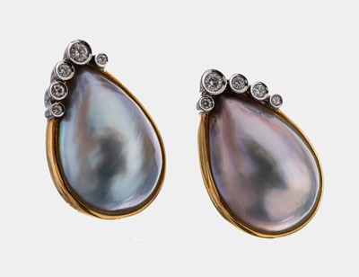 Image Paar 18 kt Gold Perl-Brillant-Ohrstecker, GG/WG 750/000, tropfenf. silbergraue ...