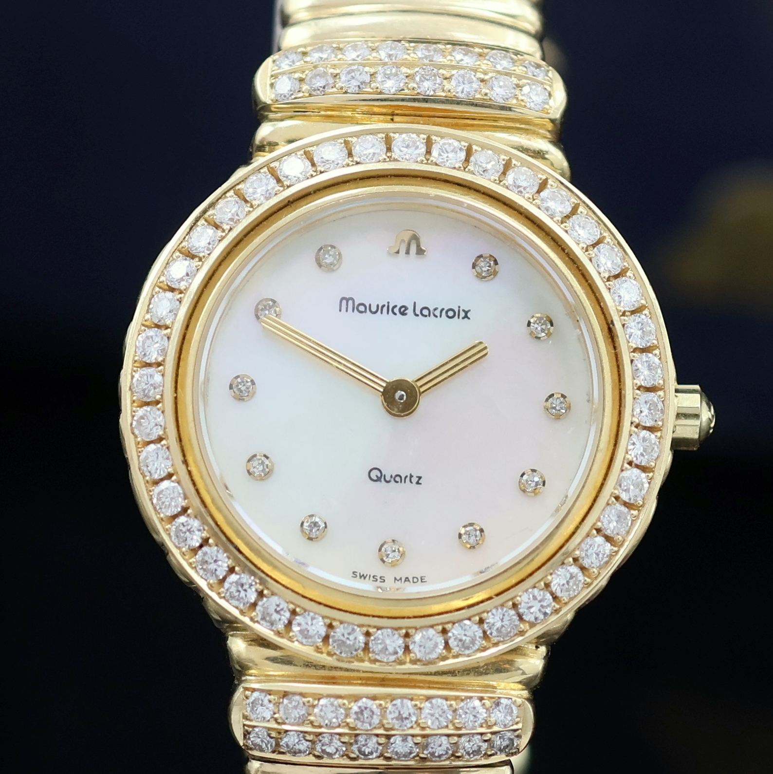Detail c: MAURICE LACROIX Damenarmbanduhr in GG 750/000 mit Diamanten Referenz 55509/7101, quarz, massives Goldgeh. inkl. Gliederband m. Sicherheitsverschluß, ...