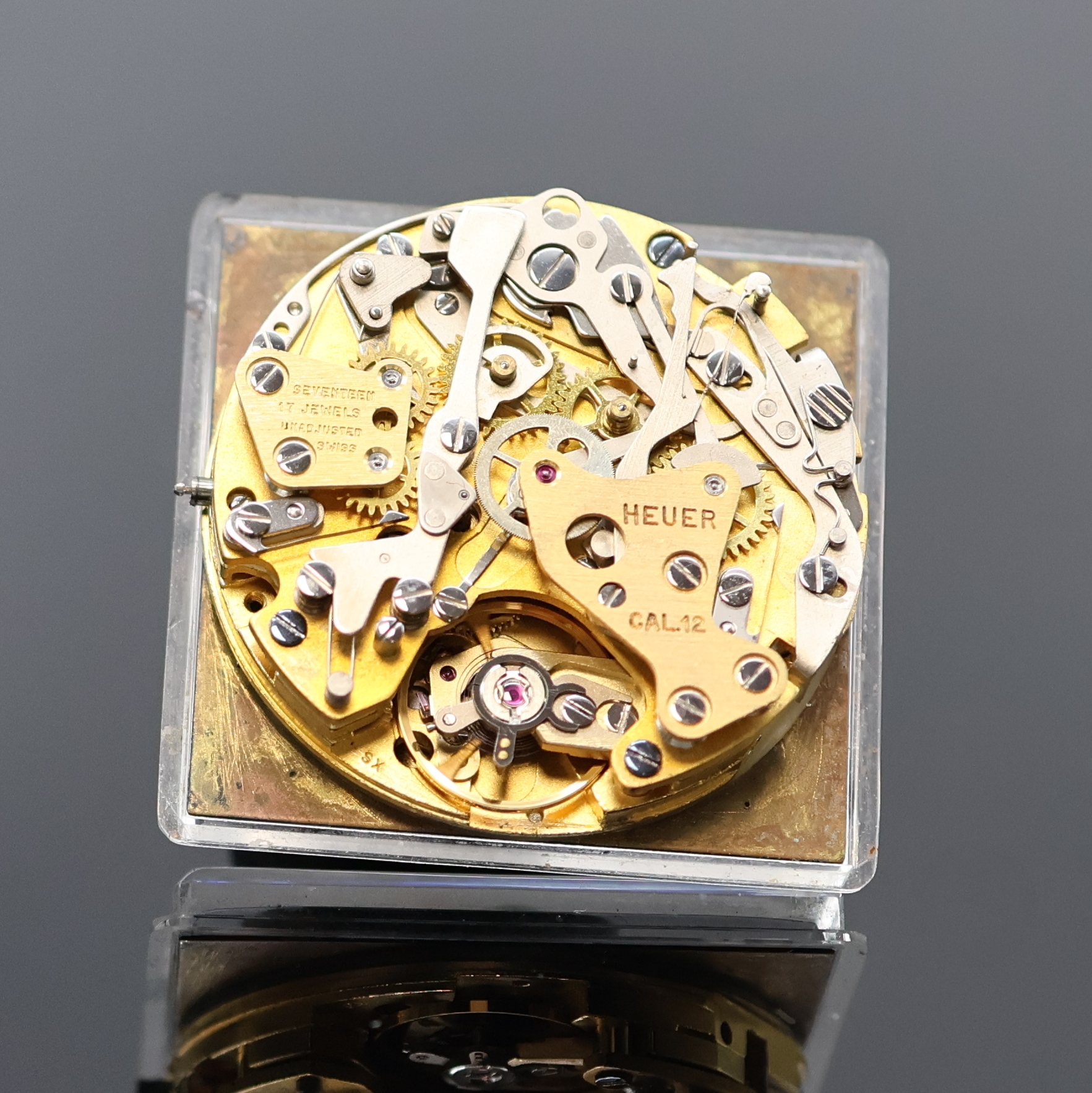 Detail g: HEUER Monaco "Steve McQueen" Armbandchronograph Referenz 1133, Schweiz um 1972, Automatik, Edelstahl Monocoque-Geh. inkl. orig. NSA ...