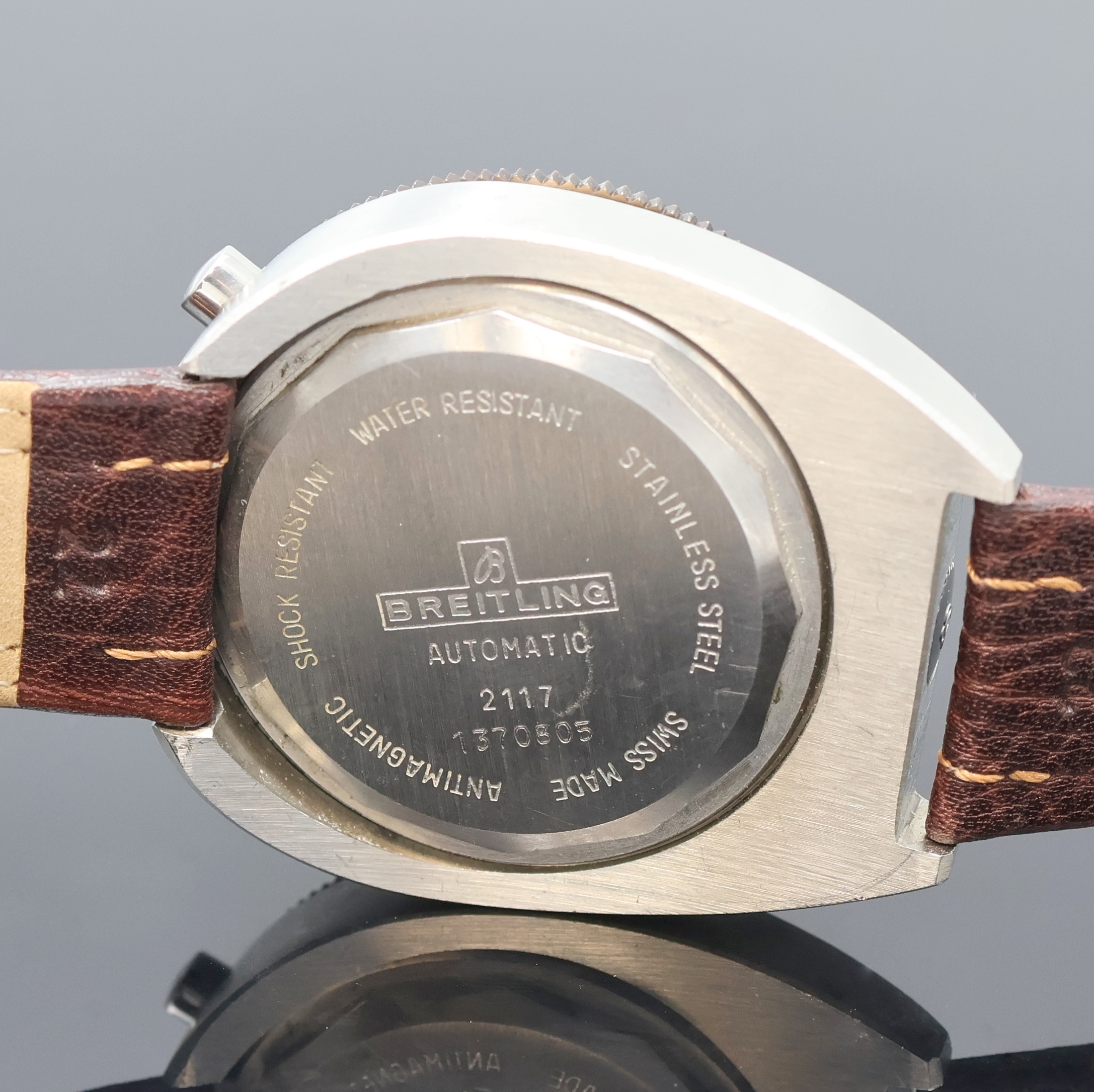 Detail e: BREITLING Chrono-Matic Bullhead Armbandchronograph Referenz 2117, Schweiz um 1970, Automatik, pultförmiges Edelstahlgeh., Boden verschr., Lünette ...