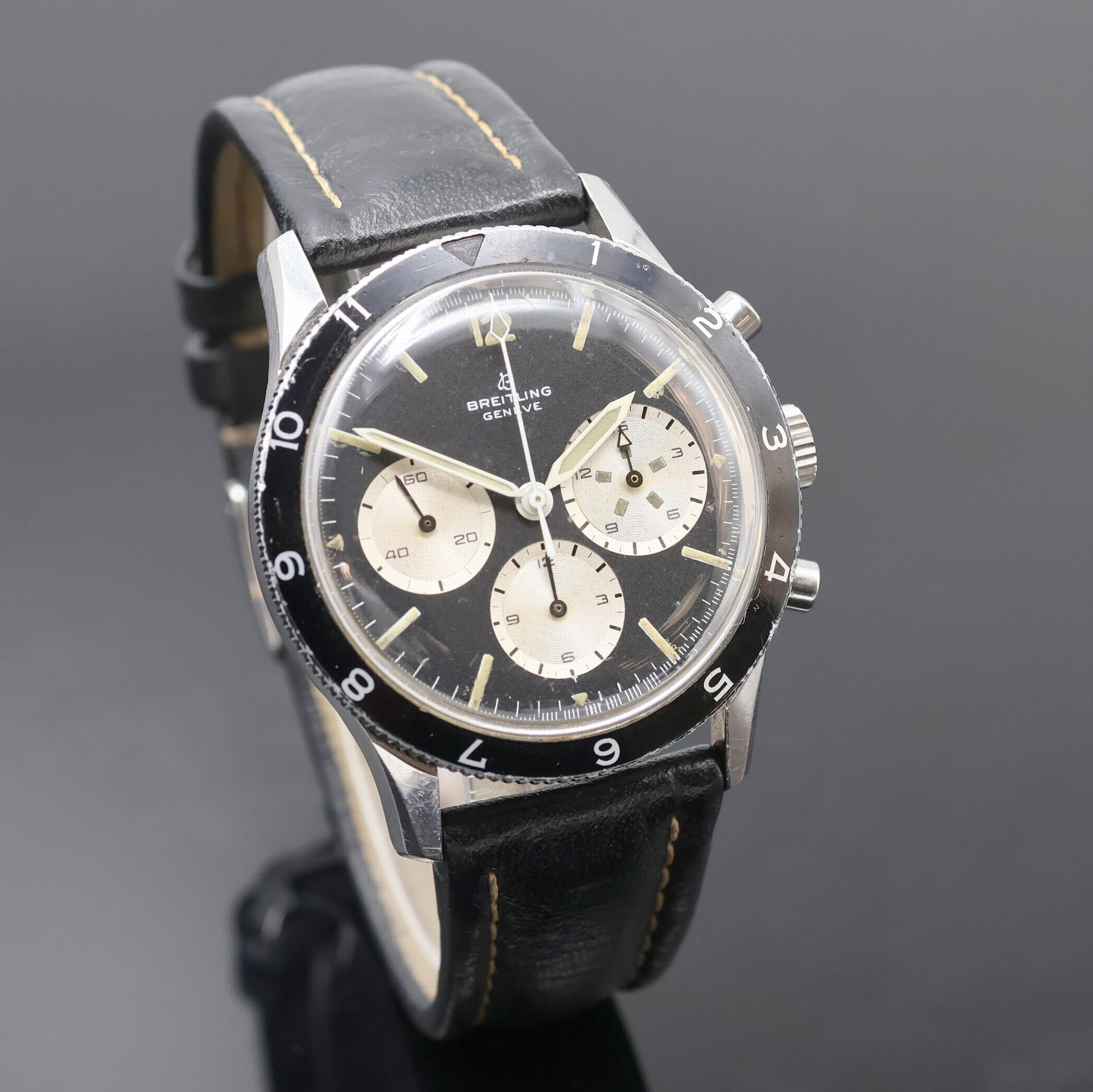 Detail b: BREITLING 765 Co-Pilot Armbandchronograph, Schweiz um 1967, Handaufzug, Edelstahlgeh. inkl. Breitling Lederband m. Dornschl., Lünette m. 12er ...