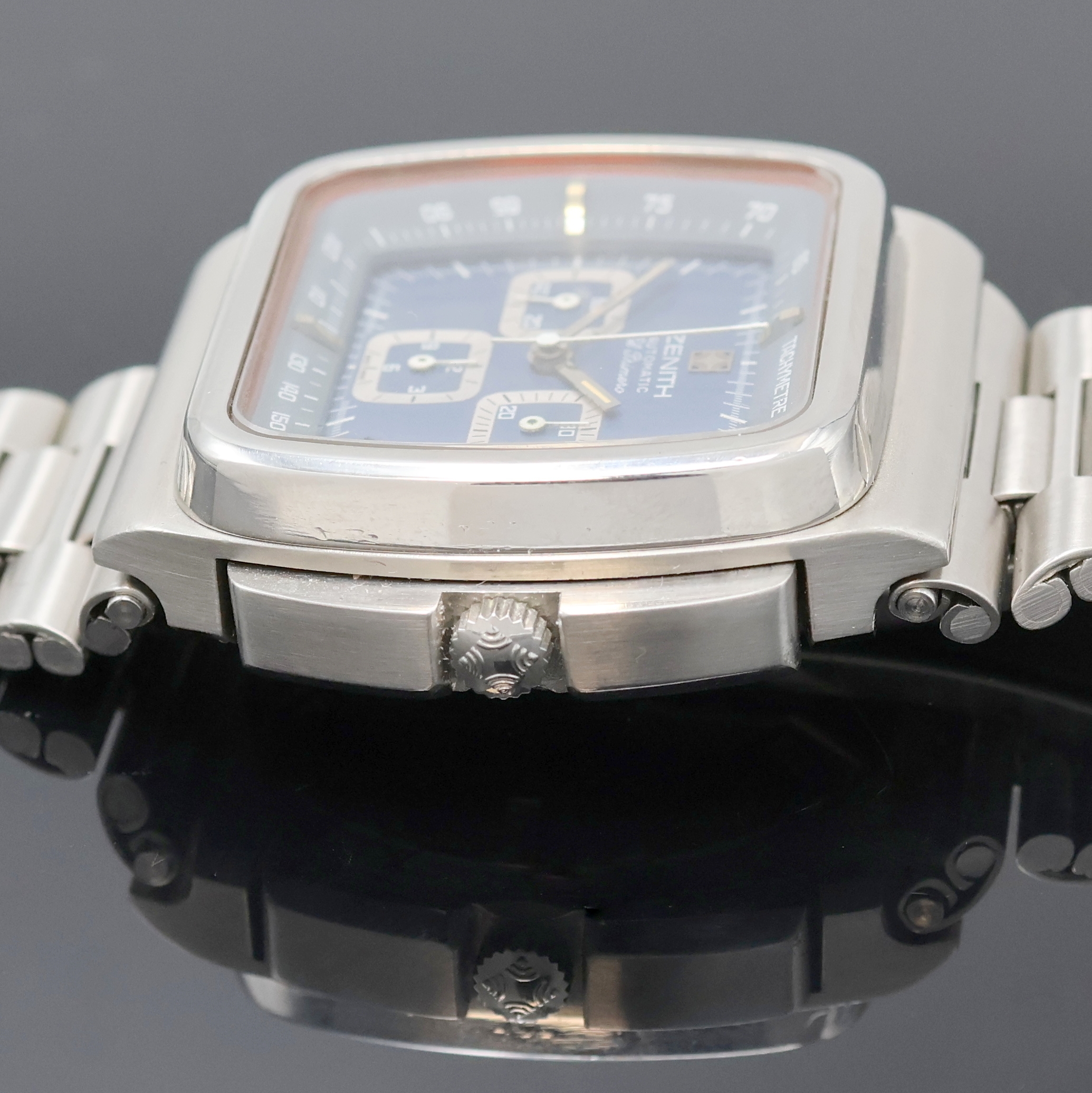 Detail d: ZENITH El Primero TV-Screen Armbandchronograph Referenz 01-0200-415 in Stahl, Schweiz um 1975, Automatik, verschr. Geh. m. integr. Band m. Faltschl., ...