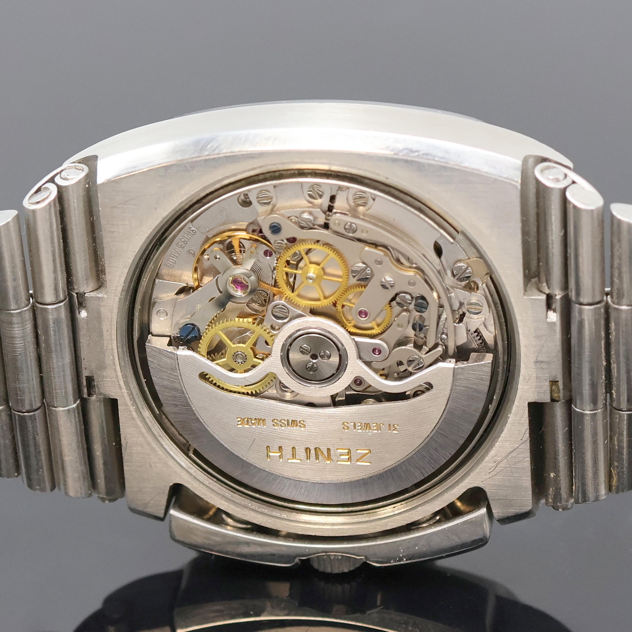 Detail f: ZENITH El Primero TV-Screen Armbandchronograph Referenz 01-0200-415 in Stahl, Schweiz um 1975, Automatik, verschr. Geh. m. integr. Band m. Faltschl., ...