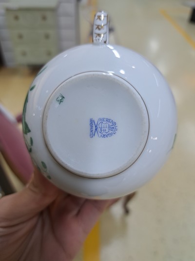 27057865f - Mokka- und Teeservice, Herend, 20. Jh., Apponiy grün, 6 Teetassen mit Untertassen, ...