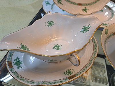 27057866g - Speiseservice, Herend, Apponiy, grün, 20. Jh. , 6 Deckelsuppentassen mit Untertassen, ...