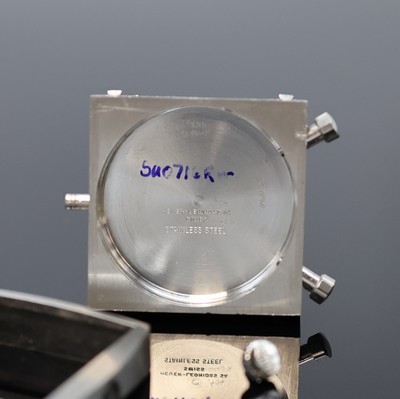 27057892h - HEUER Monaco ´Steve McQueen´ Armbandchronograph Referenz 1133, Schweiz um 1972, ...