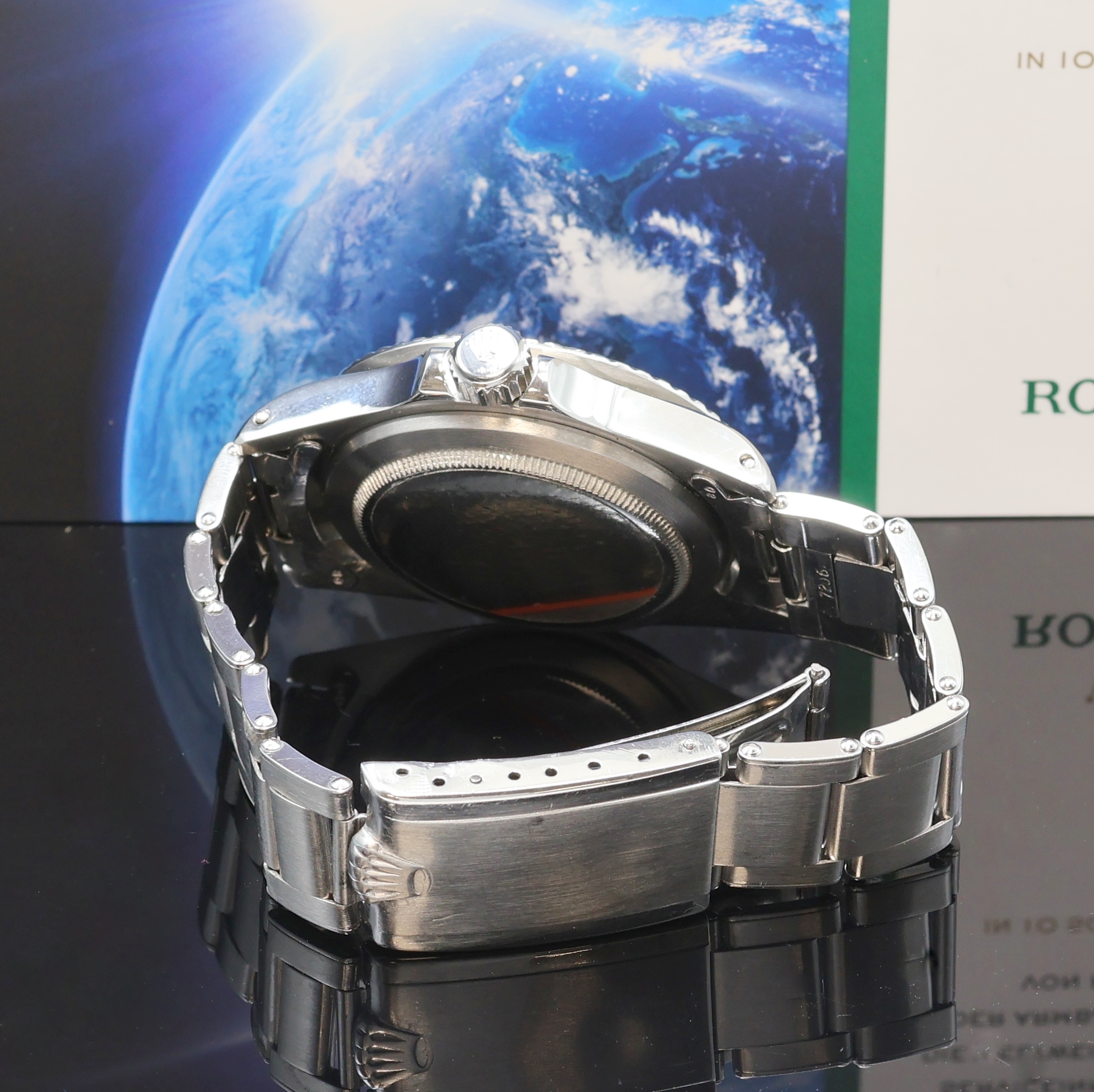 Detail b: ROLEX Oyster perpetual Submariner Herrenarmbanduhr Referenz 5513, Schweiz um 1965, Automatik, Edelstahlgeh. inkl. Oyster- Nietenband m. Faltschl., ...