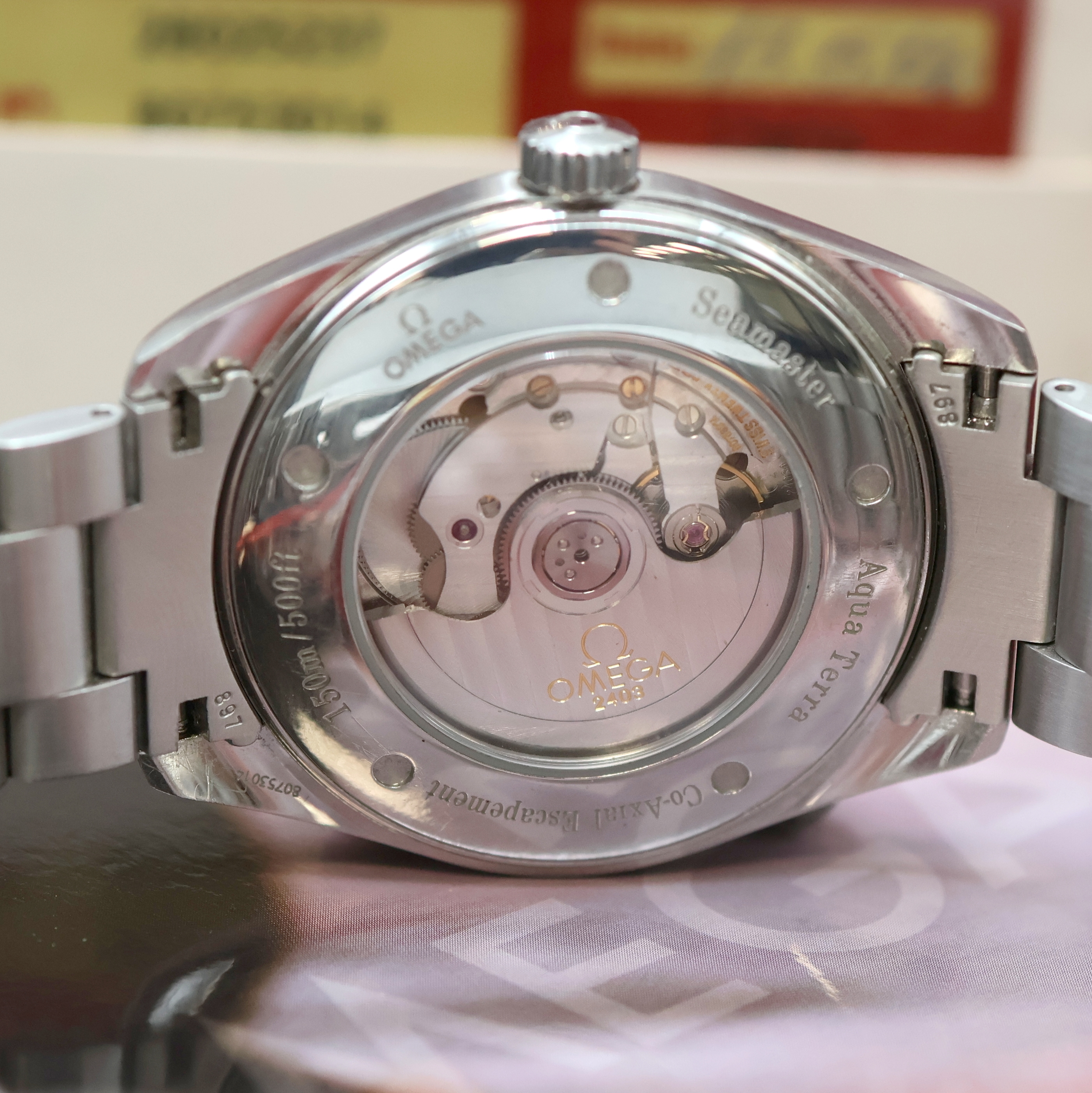 Detail e: OMEGA Railmaster Aqua Terra Co-Axial Chronometer Herrenarmbanduhr Referenz 28025237, Schweiz verk. lt. beil. Pap. 05/2006, Automatik, beids. vergl. ...