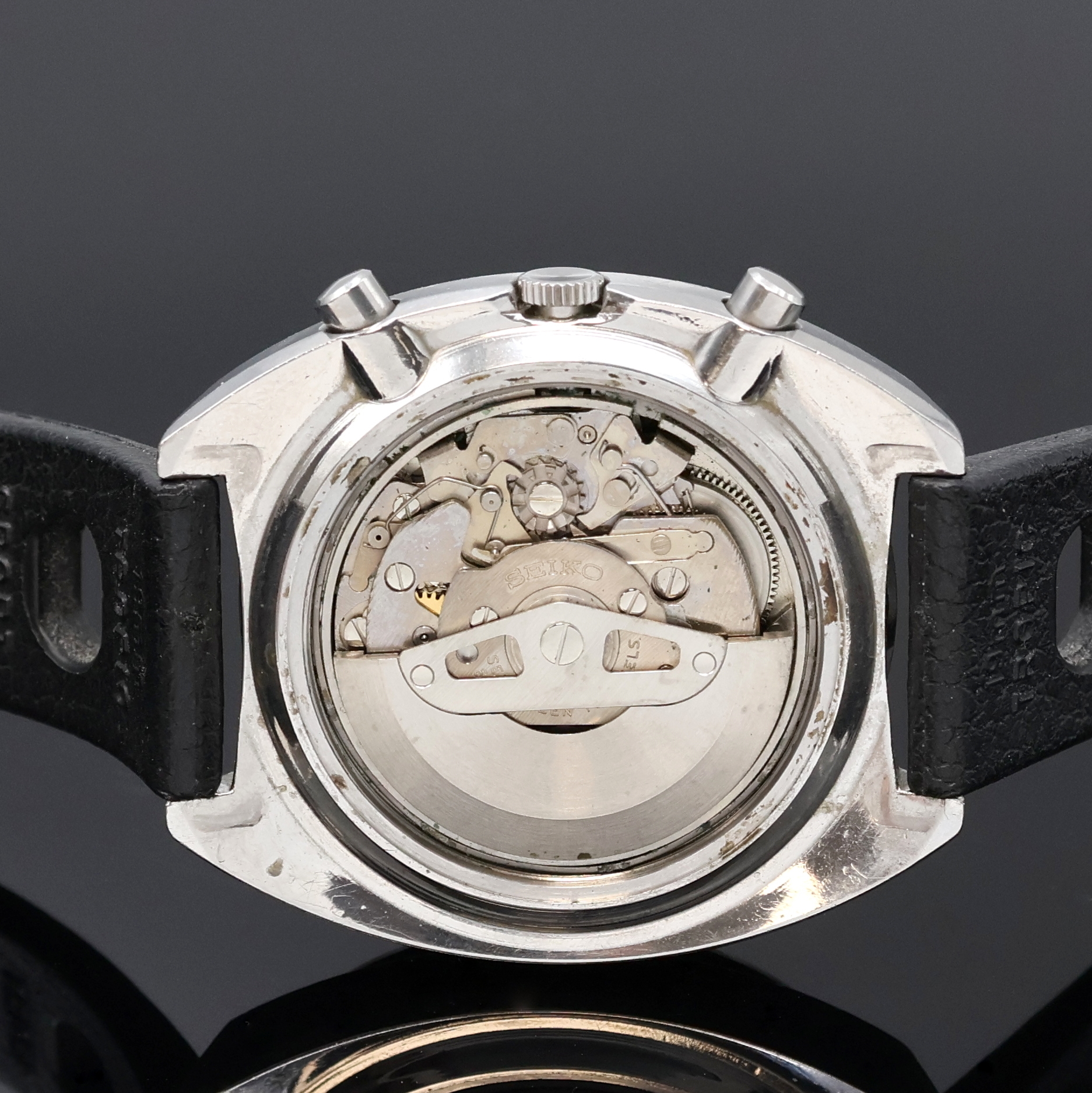 Detail f: SEIKO Schaltradchronograph Referenz 3139-6000, Japan um 1969, Automatik, Edelstahlgeh., Boden verschr., neutr. Tropic-Band m. Dornschl., Lünette m. ...