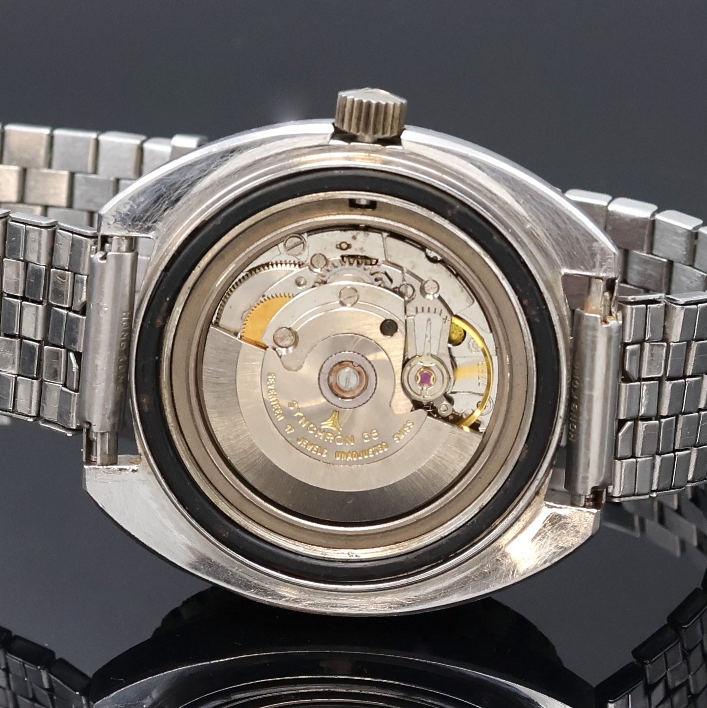 Detail d: DOXA by Synchron SUB 300T Professional Taucherarmbanduhr in Stahl, Schweiz um 1970, Automatik, schweres Geh., Boden verschr., eins. drehb. Stahl ...
