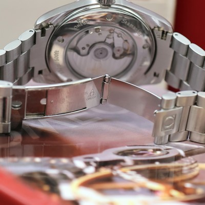 27057947d - OMEGA Railmaster Aqua Terra Co-Axial Chronometer Herrenarmbanduhr Referenz 28025237, ...