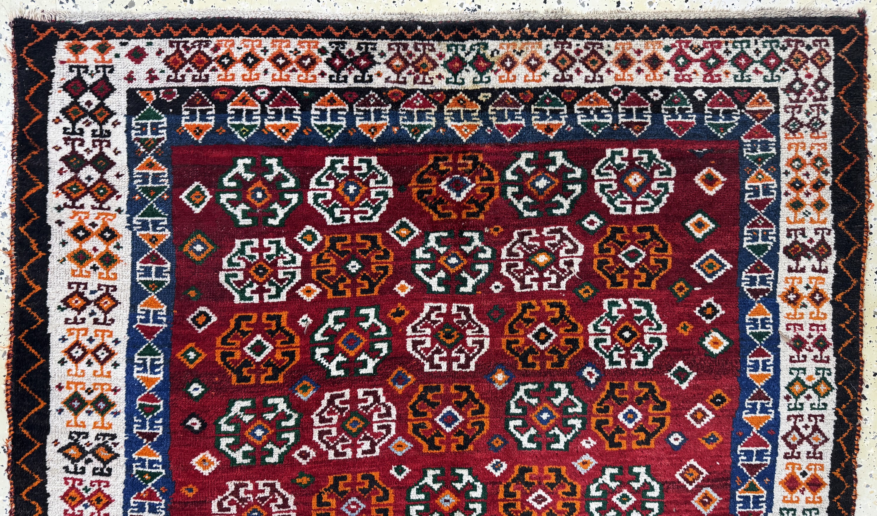 Detail a: Gabbeh alt, Persien, Mitte 20.Jhd, Wolle auf Wolle, ca. 180 x 127 cm, EHZ: 2