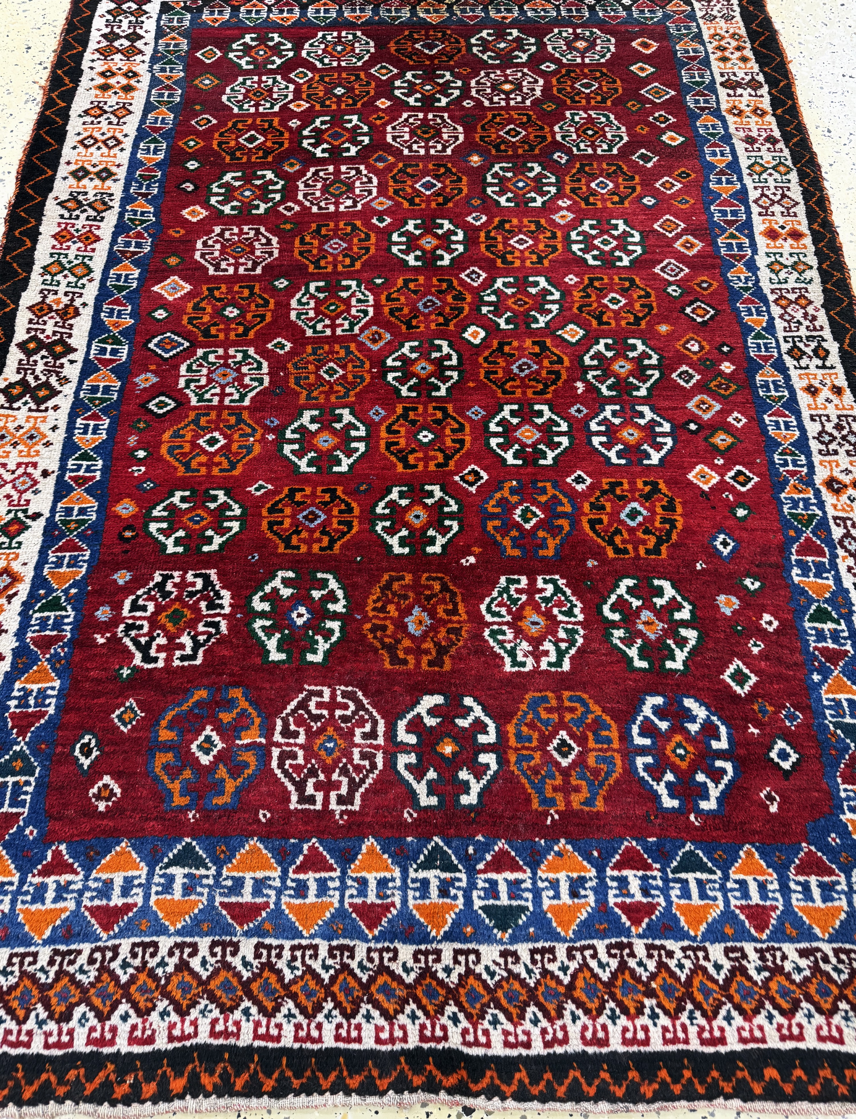 Detail d: Gabbeh alt, Persien, Mitte 20.Jhd, Wolle auf Wolle, ca. 180 x 127 cm, EHZ: 2