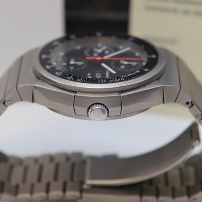 27058125c - IWC Porsche Design Armbandchronograph in Titan Referenz IW3702-2, Schweiz um 1982, ...