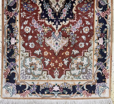 27058151e - 3 Lots Täbriz fein(50 Raj), Persien, Ende 20.Jhd, Korkwolle mit Seide, ca. 130 x 70 ...