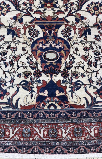 27058160c - Antiker Farahan fein, Persien, 19.Jhd, Korkwolle auf Baumwolle, ca. 200 x 134 cm, EHZ: ...