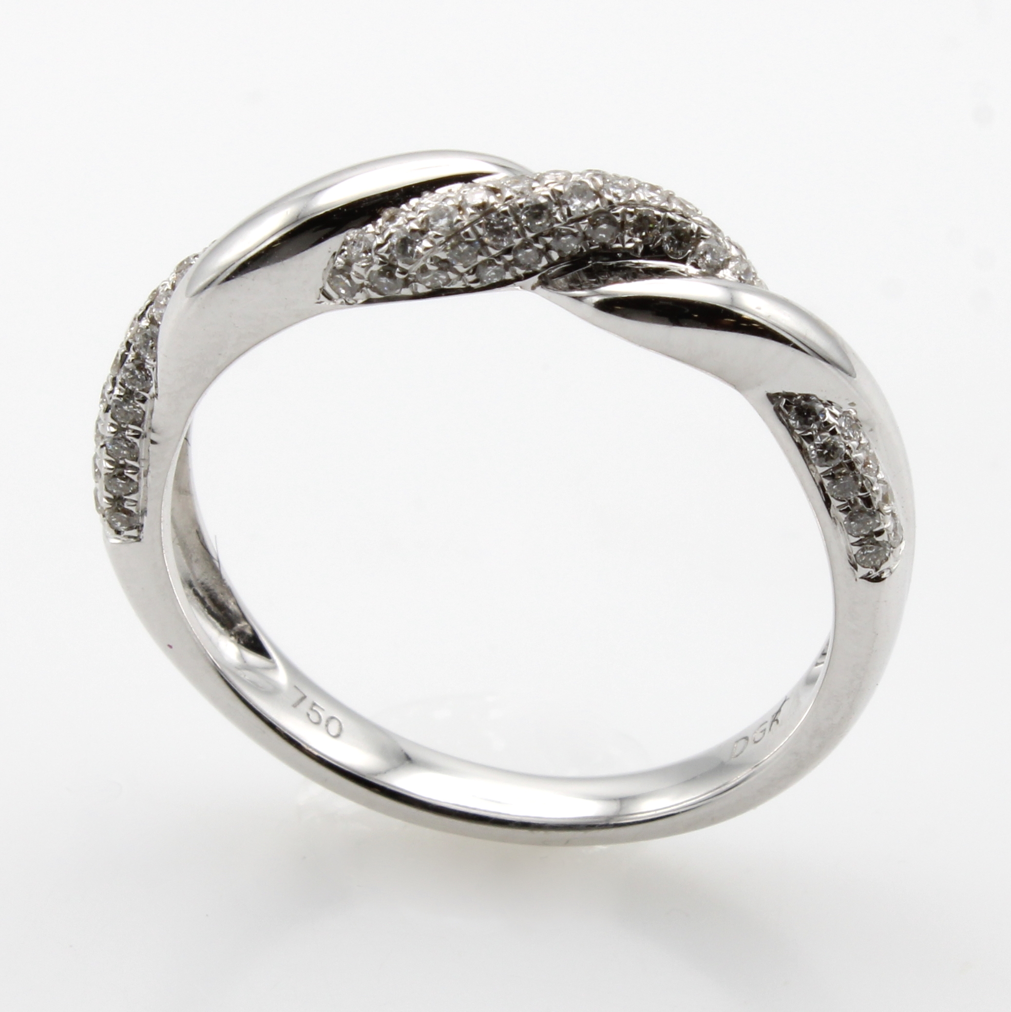 Image 27058490 - Ring mit Brillanten, WG 750/000, Brill. zus. ca. 0.26 ct feines Weiß/si, gedrehte ...