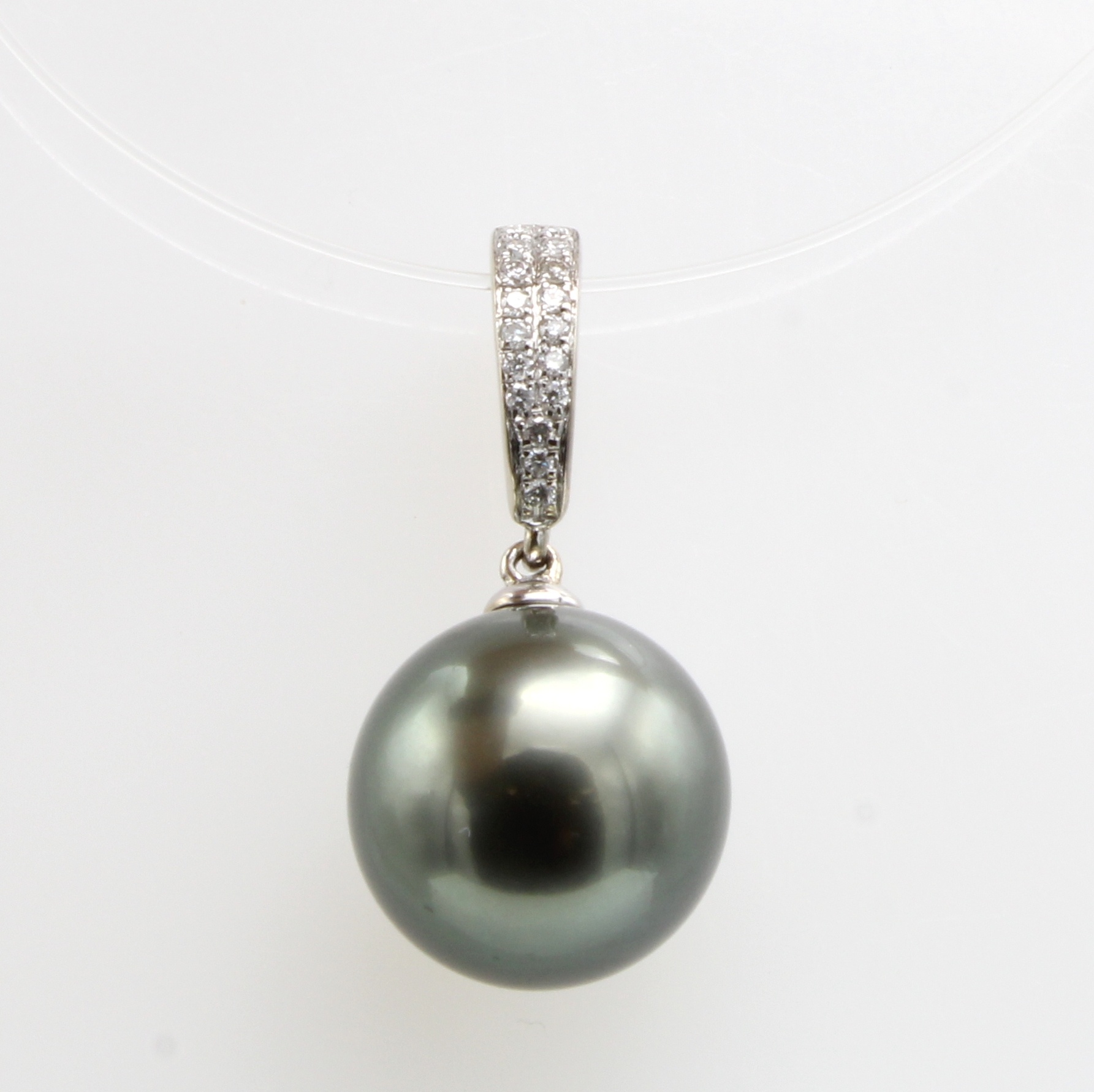 Image 27058515 - Anhänger mit Tahitizuchtperle und Brillanten, WG 750/000, 17 Brill. zus. ca. 0.09 ct ...