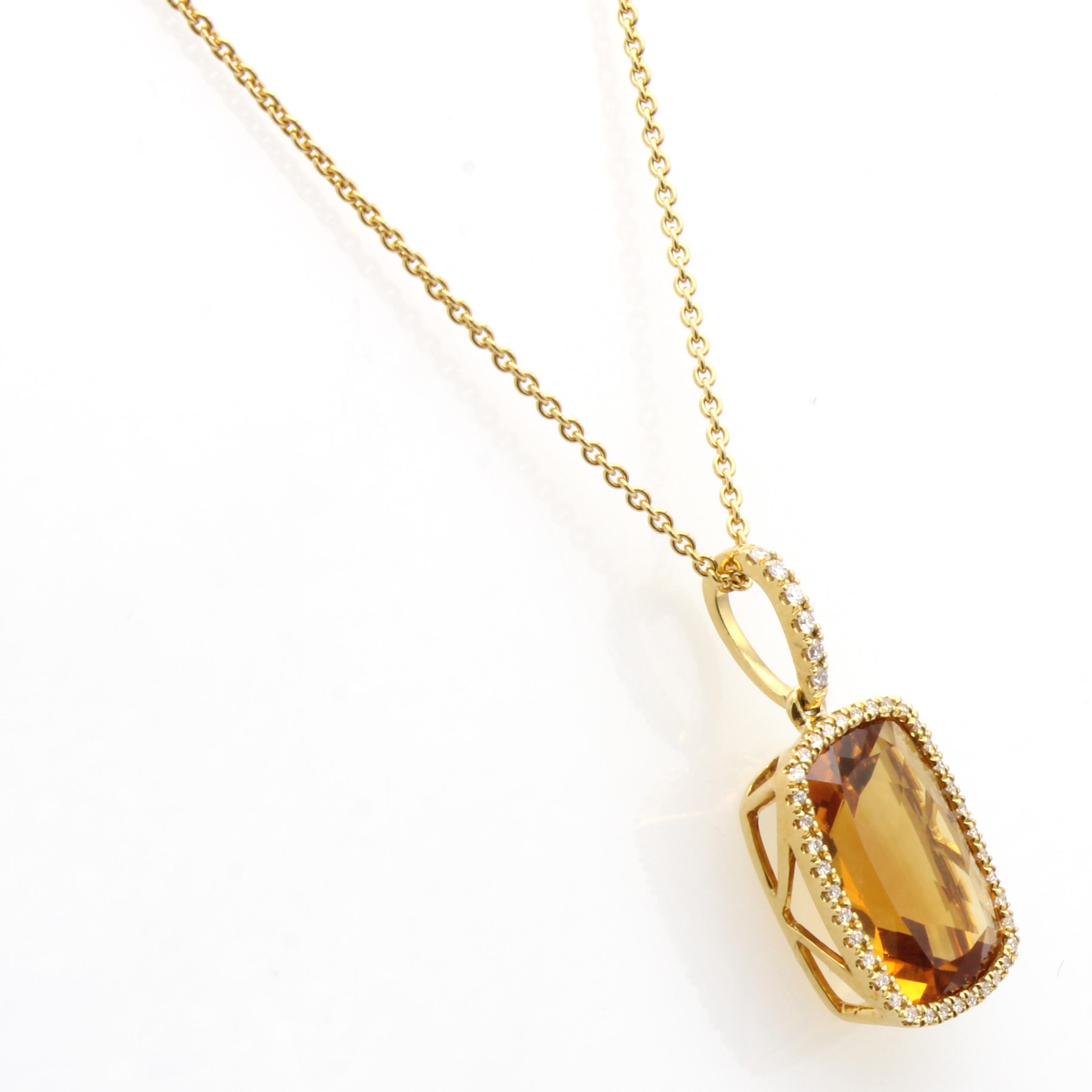 Image 27058592 - Anhänger mit Citrin und Brillanten an Kette, GG 750/000, 44 Brill. zus. ca. 0.16 ct ...