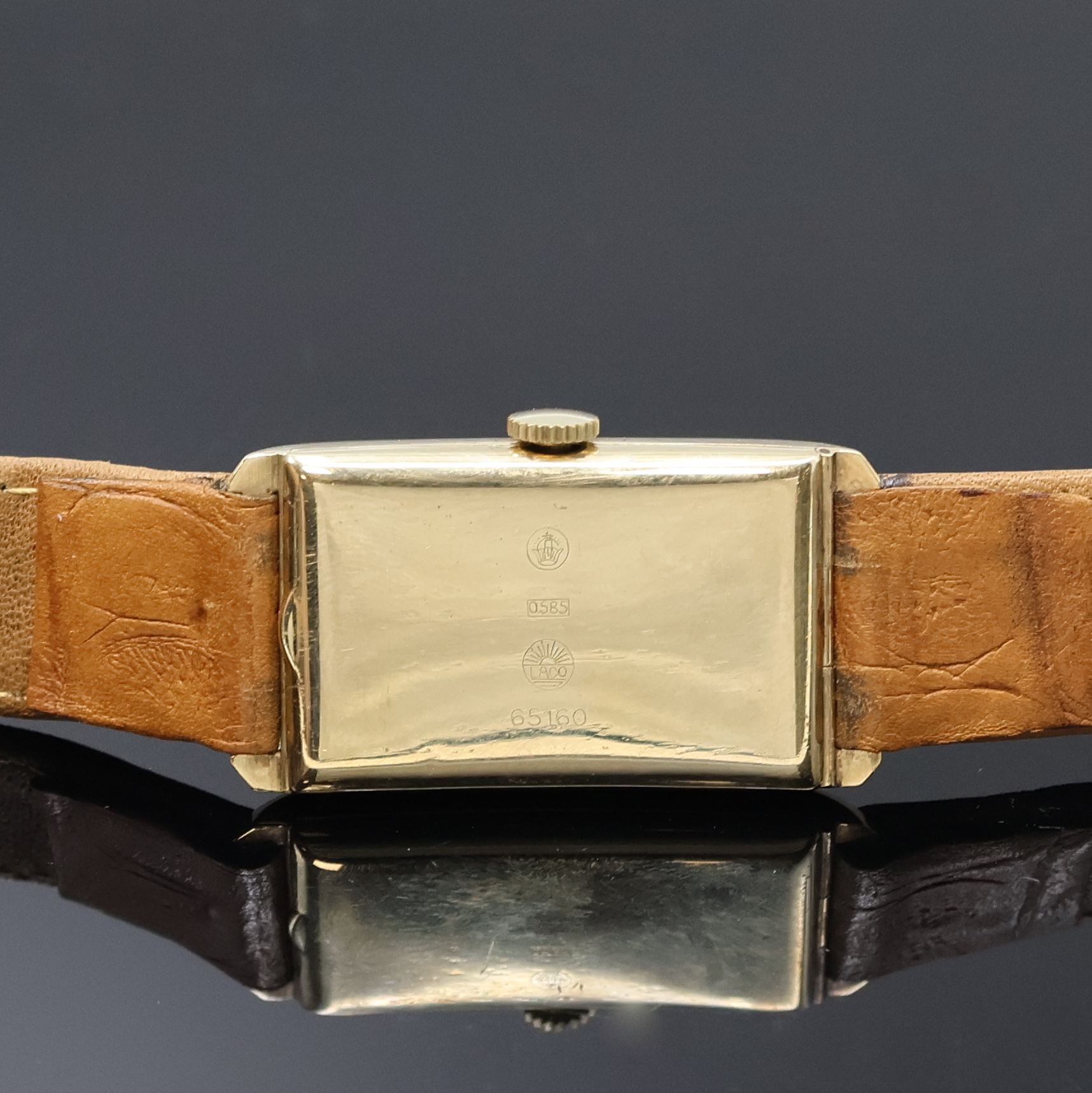 Detail c: LACO rechteckige Armbanduhr in GG 585/000, Deutschland um 1940, Handaufzug, 2-teil. Scharniergeh., gold. Duoton-Zifferbl. m. arab. Leuchtzahlen, ...