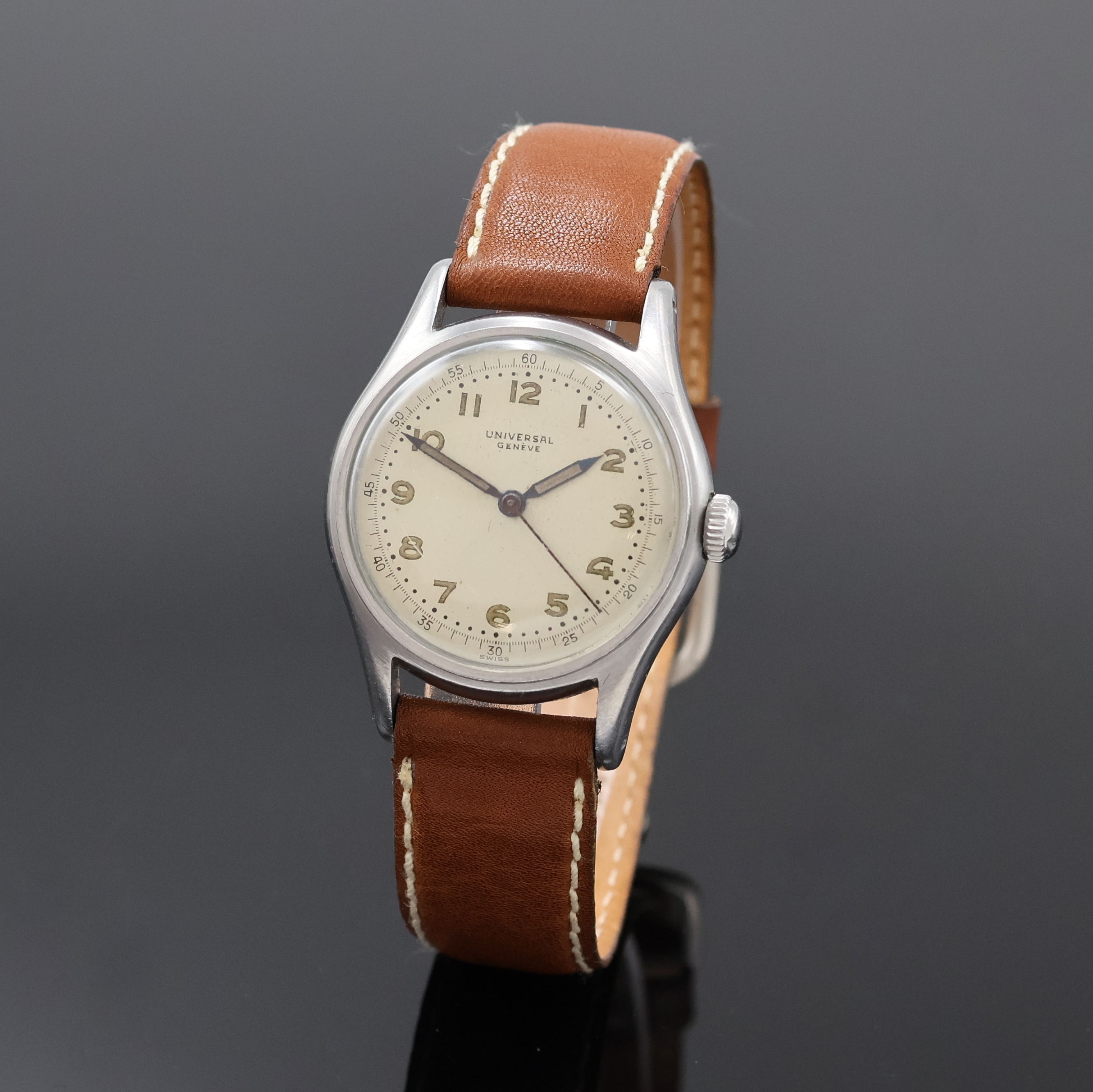 Image 27059060 - UNIVERSAL GENEVE Armbanduhr in Stahl, Schweiz um 1940, Handaufzug, 2-teil. Geh., Boden ...