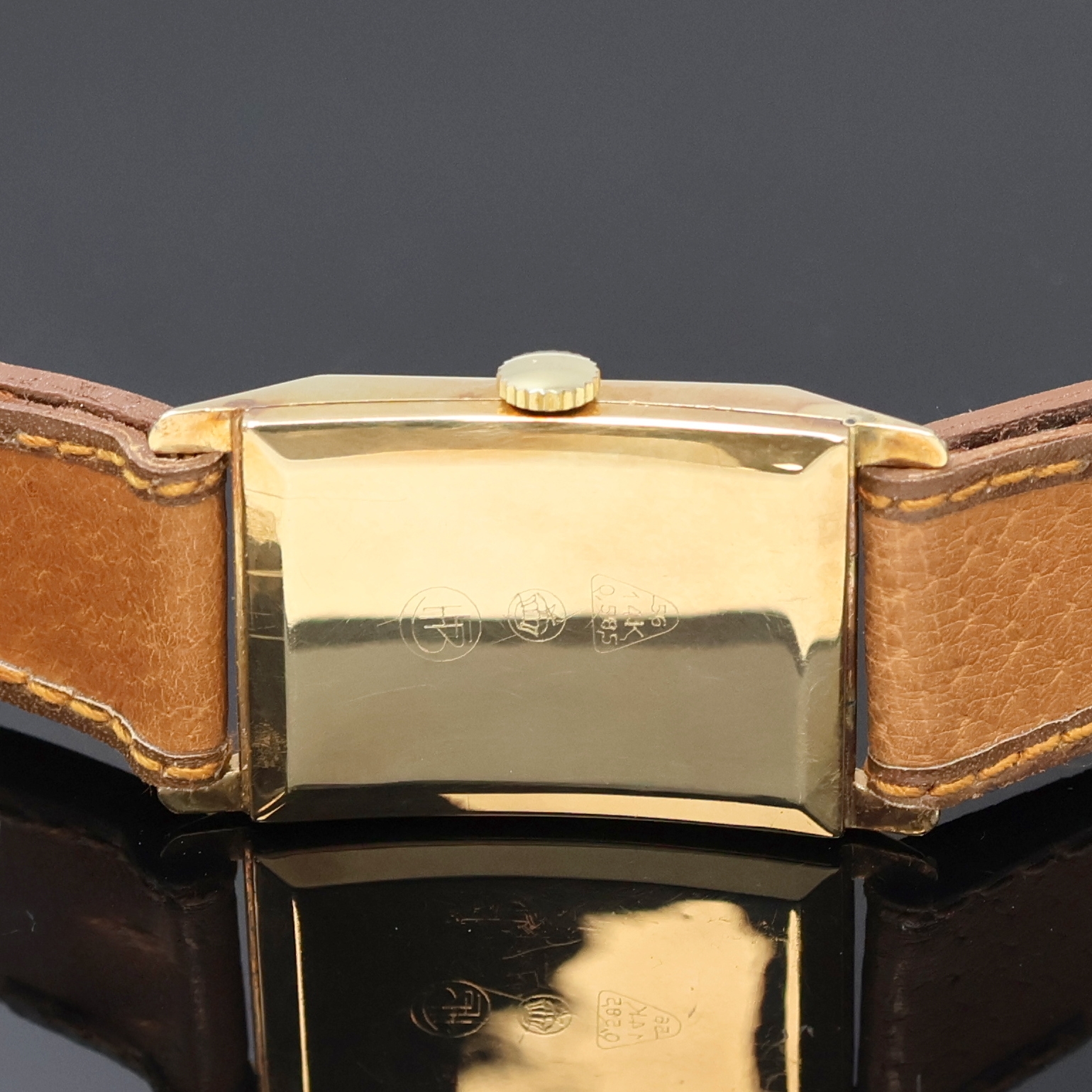 Detail c: HFB rechteckige Armbanduhr in GG 585/000, Deutschland um 1938, Handaufzug, 2-teil. Scharniergeh., gold. Duoton-Zifferbl. pat., gebl. Kathedralzeiger, ...