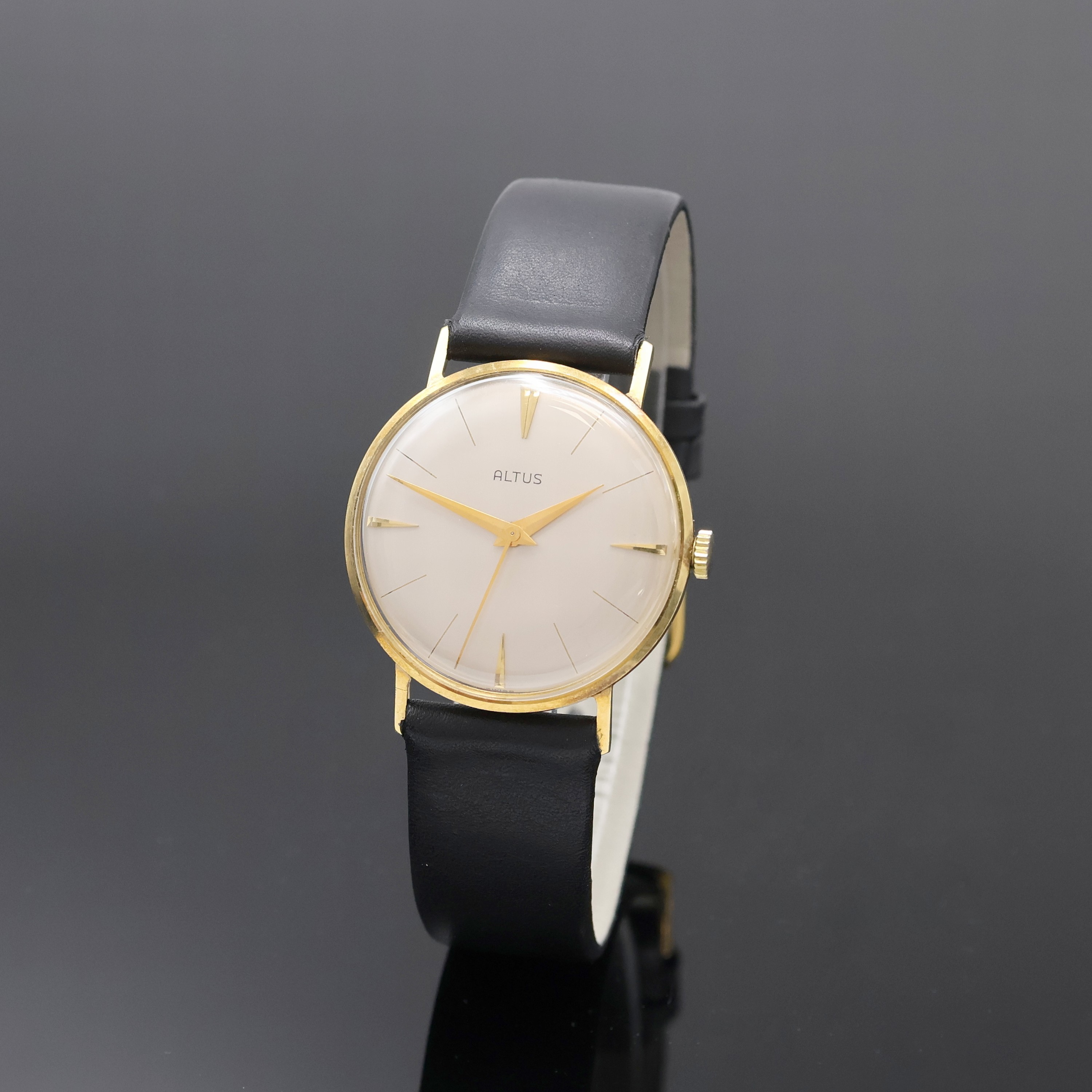 Image 27059072 - ALTUS elegante Herrenarmbanduhr in GG 585/000, Schweiz um 1960, Handaufzug, 3-teil. ...