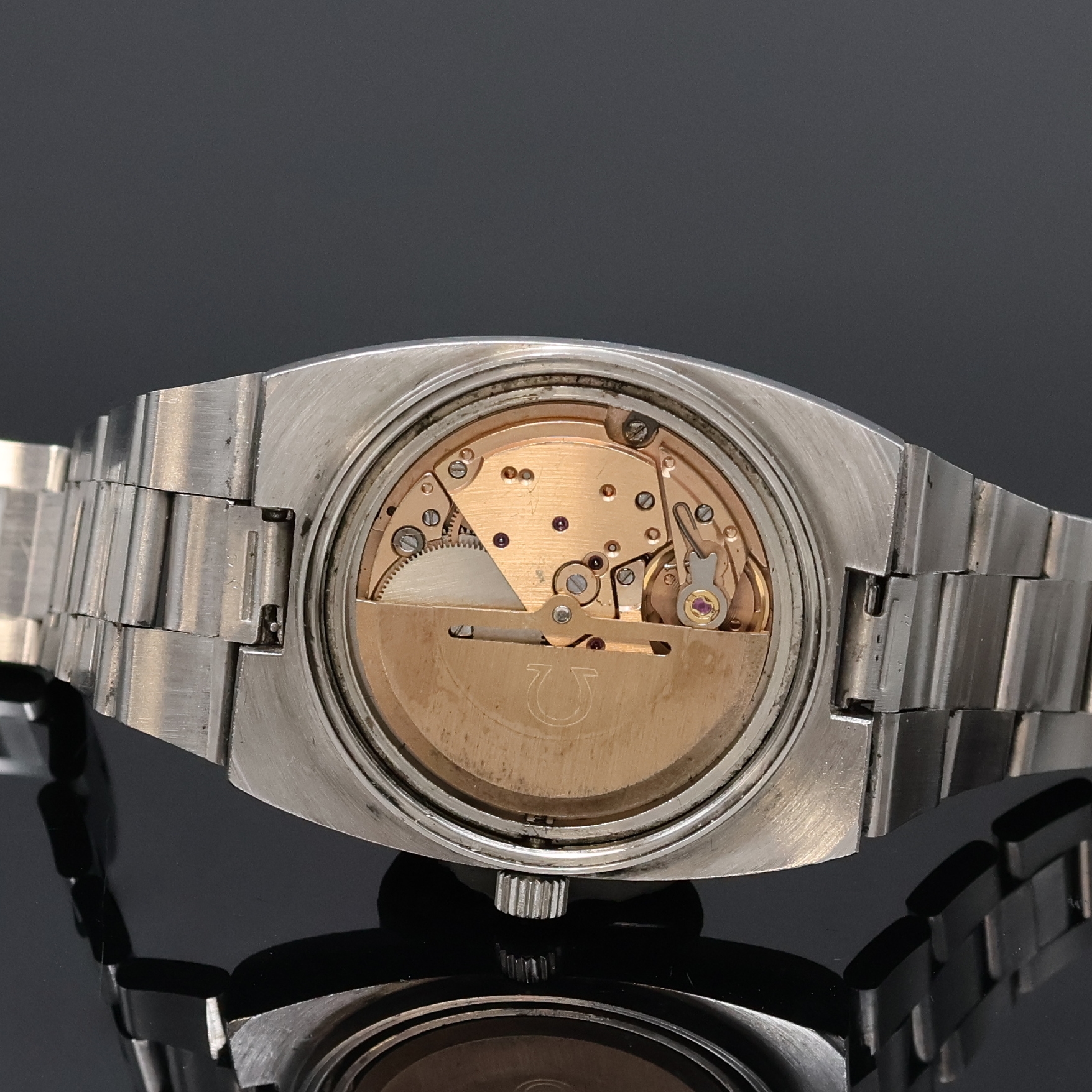 Detail f: OMEGA Geneve Herrenarmbanduhr in Stahl Referenz 166.0191, Schweiz um 1974, Automatik, 2-teil. TV-Screen Geh. m. integriertem Stahlband Ref. 1233/215, ...