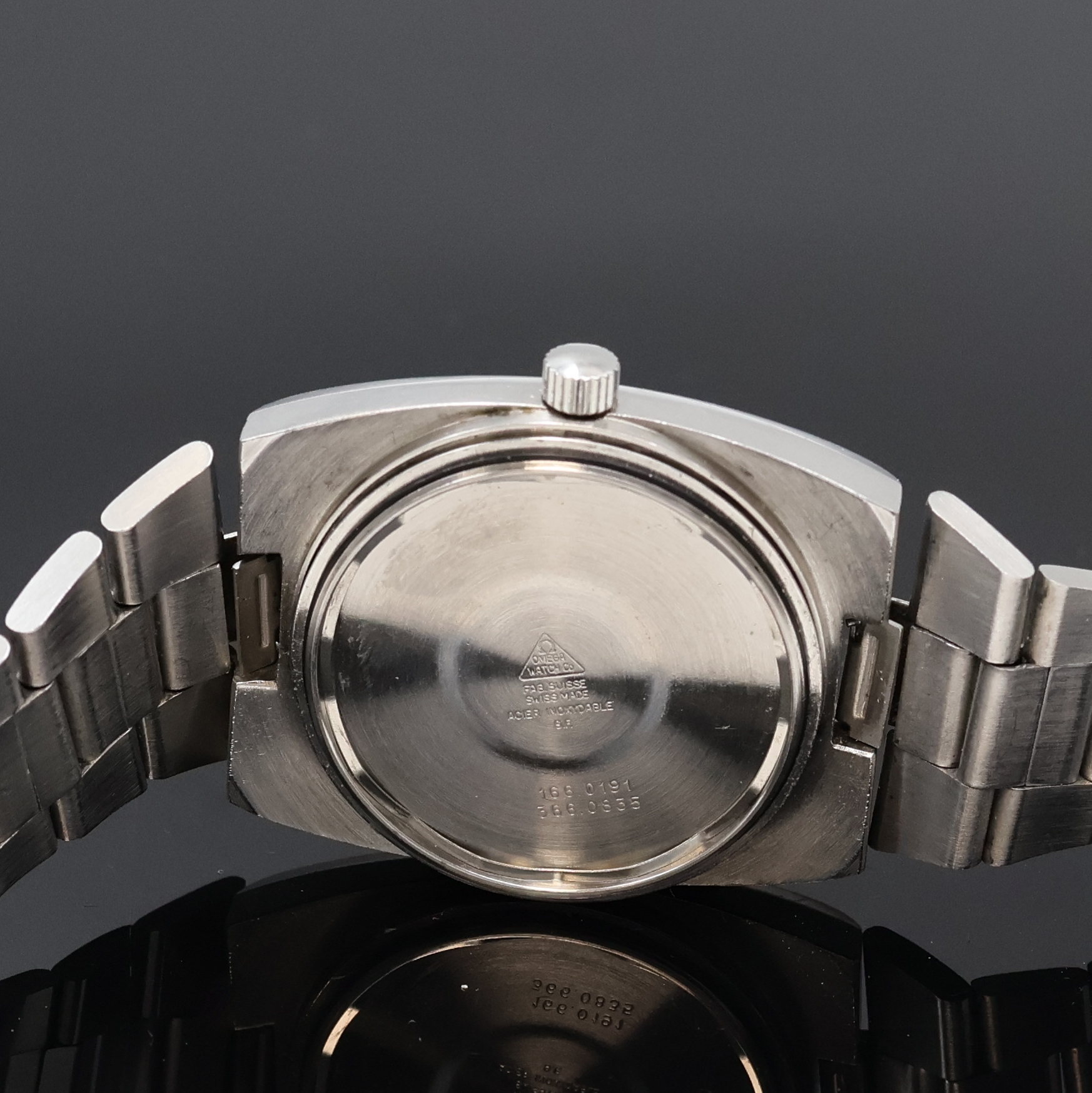 Detail g: OMEGA Geneve Herrenarmbanduhr in Stahl Referenz 166.0191, Schweiz um 1974, Automatik, 2-teil. TV-Screen Geh. m. integriertem Stahlband Ref. 1233/215, ...