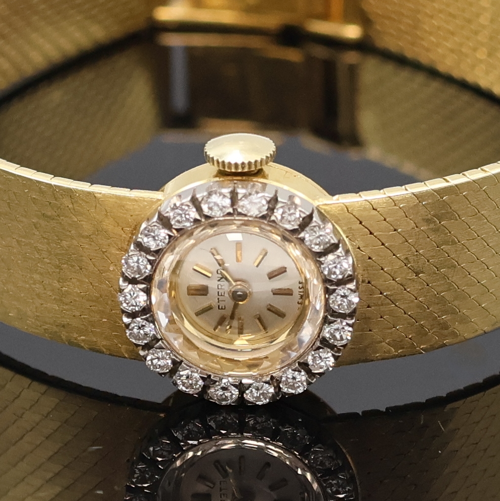 Detail a: ETERNA Diamant-besetzte Damenarmbanduhr in GG 750/000 Referenz 706LSEN, Schweiz um 1960, Handaufzug, kleines Geh. m. angesetztem, matt. ...