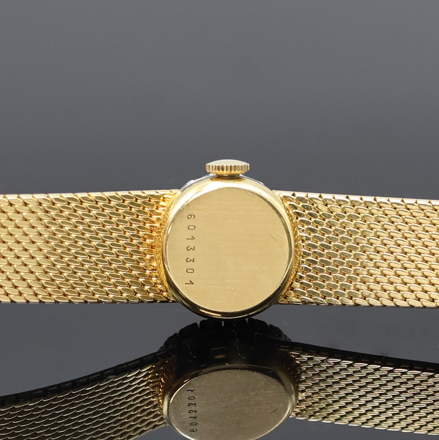 Detail e: ETERNA Diamant-besetzte Damenarmbanduhr in GG 750/000 Referenz 706LSEN, Schweiz um 1960, Handaufzug, kleines Geh. m. angesetztem, matt. ...