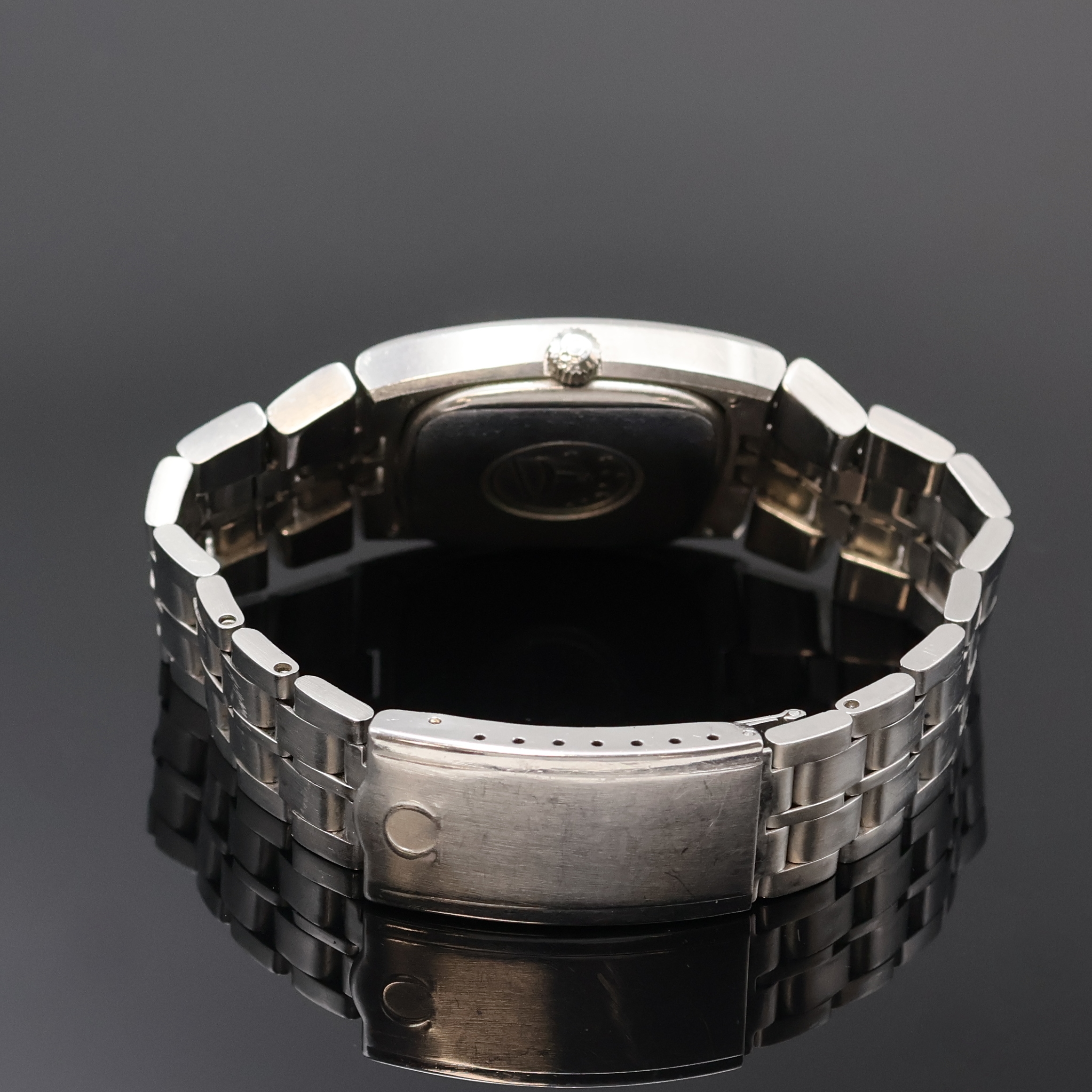 Detail b: OMEGA Constellation Herrenarmbanduhr in Stahl Referenz 168.0059, Schweiz um 1974, Automatik, 4-fach verschr. TV-Screen Geh. m. integr. Stahlband Ref. ...