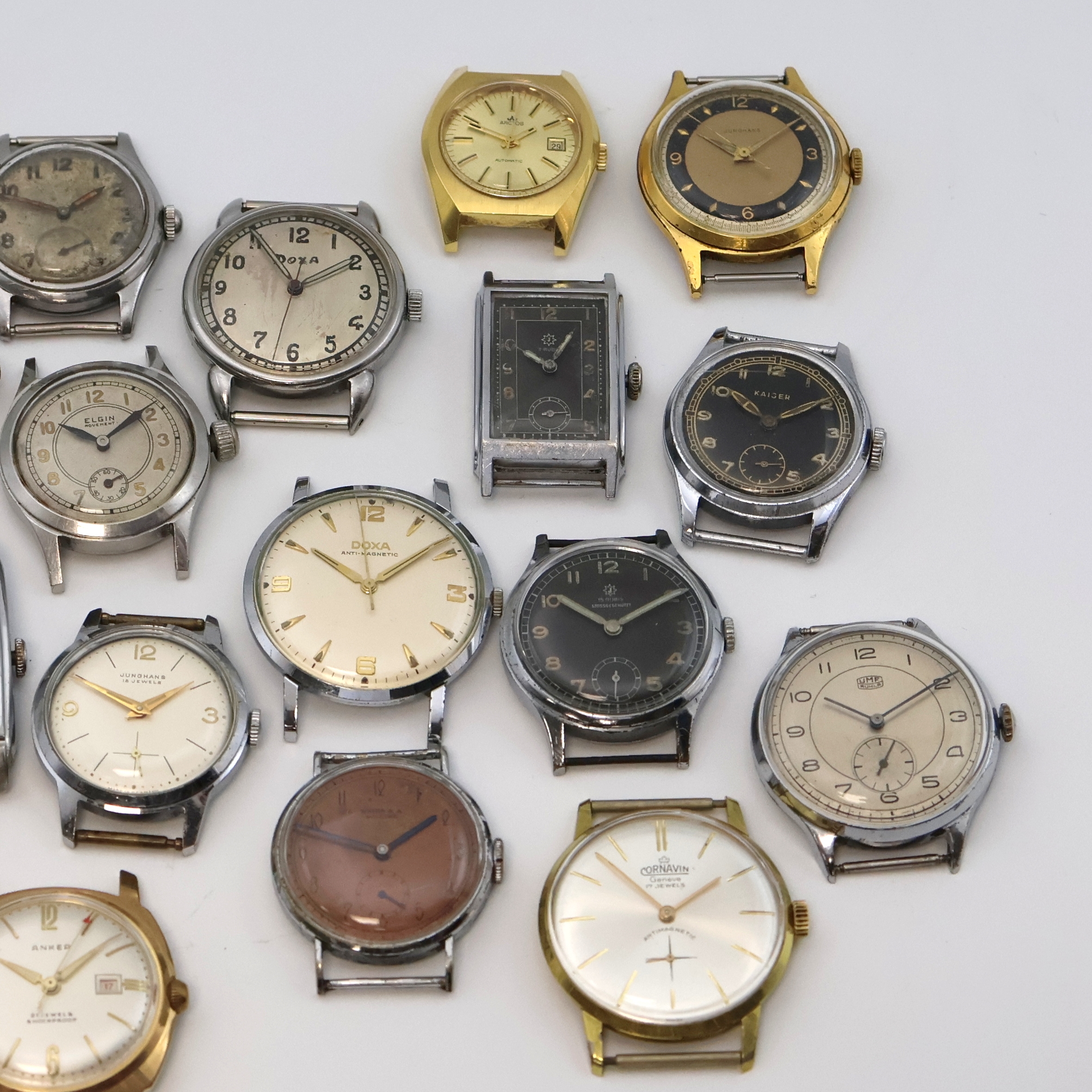 Detail b: 20 Armbanduhren verschiedener Marken, USA/ Schweiz/Deutschland um 1935 - 1970, 1 x Automatik, 19 x Handaufzug, 4 Stahlgeh., davon 3 verschr., 11 x ...