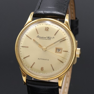 27059080a - IWC Herrenarmbanduhr in GG 750/000, Schweiz um 1962, Automatik, 3-teil. Geh., Boden und ...