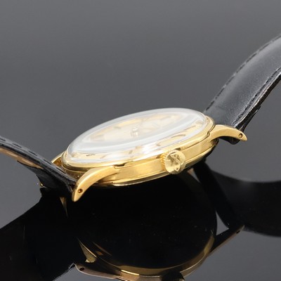 27059080b - IWC Herrenarmbanduhr in GG 750/000, Schweiz um 1962, Automatik, 3-teil. Geh., Boden und ...