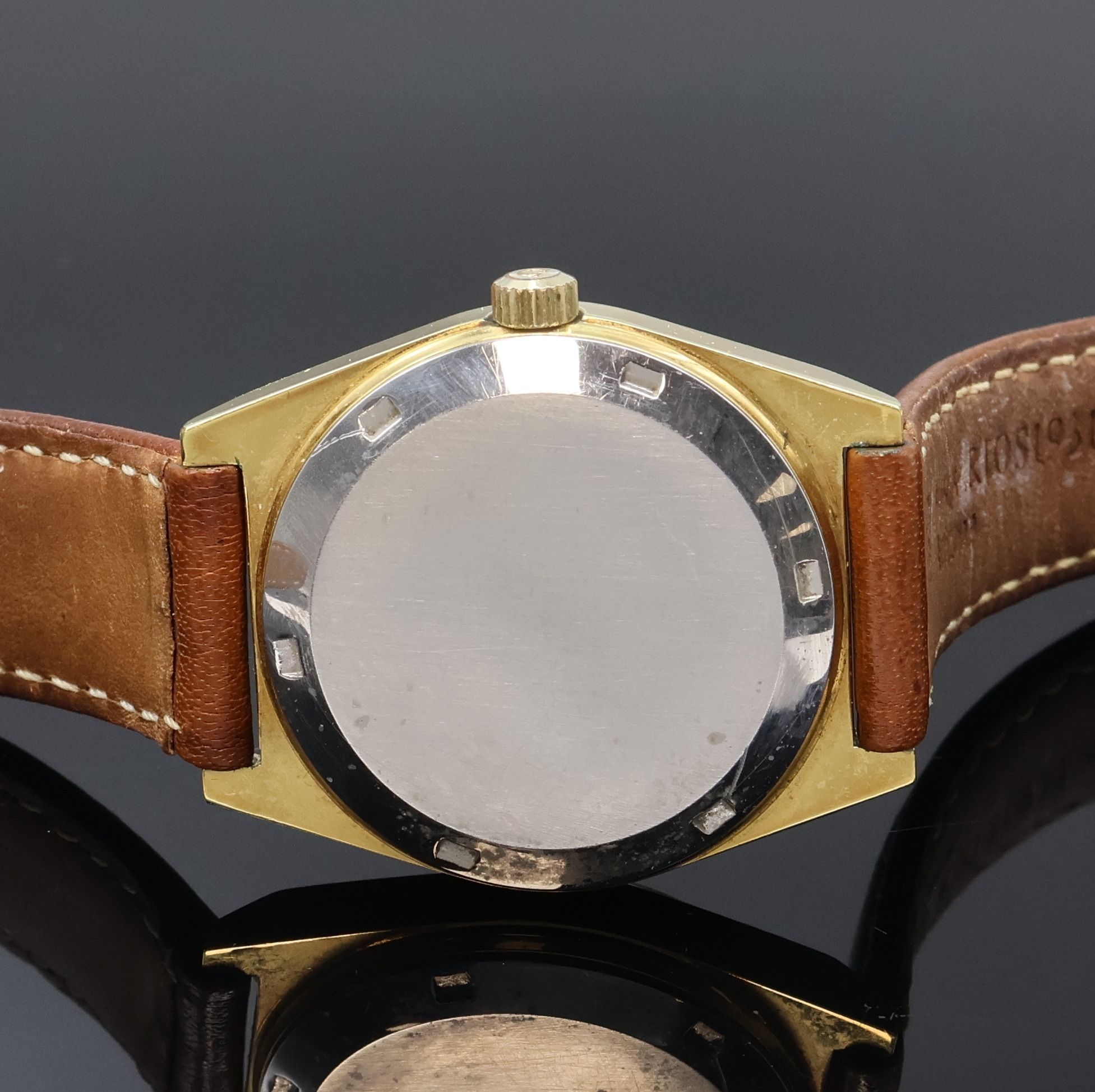 Detail c: OMEGA Geneve vergoldete Herrenarmbanduhr Referenz 1660120, Schweiz um 1972, Automatik, verschr. Geh., orig. Krone u. Glas, silb. Zifferbl., gold. ...