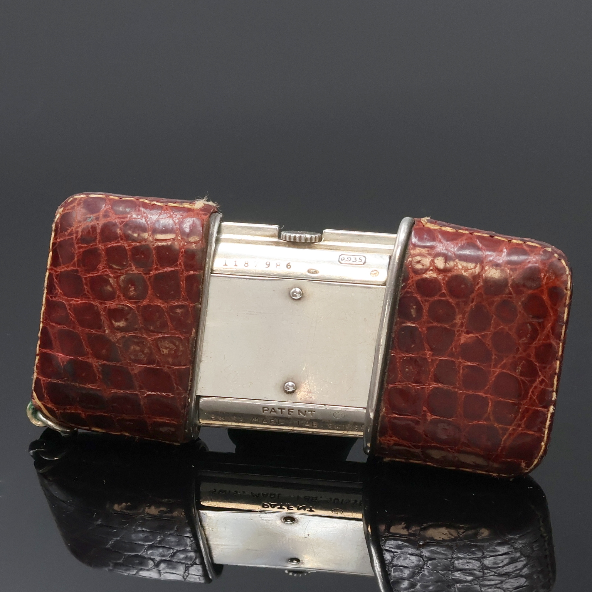 Detail c: MOVADO Ermeto in Silber im original Etui, Schweiz um 1930, Handaufzug, Leder-bezogenes Schiebe-Geh., silb. Duoton-Zifferbl., Breguet- Leuchtzahlen, ...