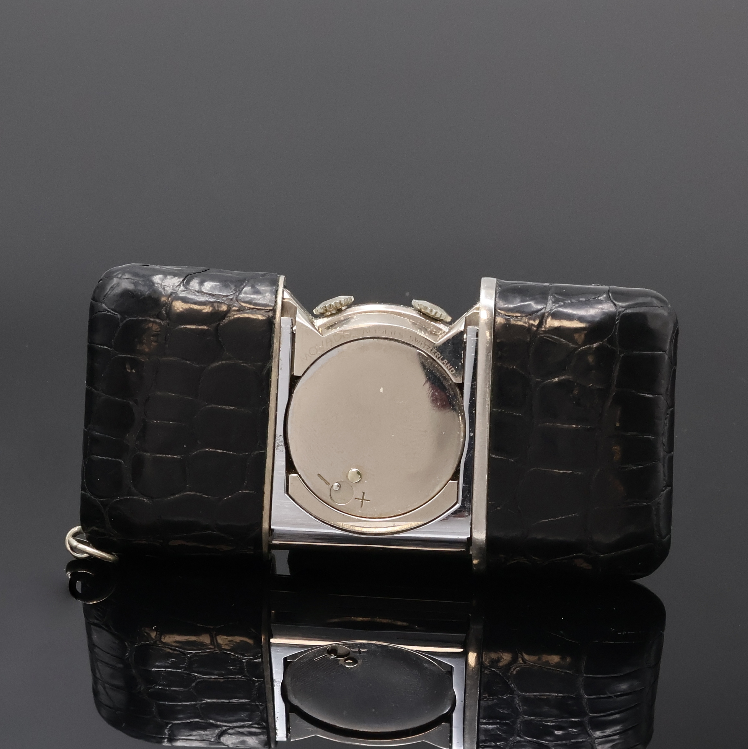 Detail d: MOVADO Ermetophon Schiebeührchen mit Wecker,Schweiz um 1960, Schiebeaufzug, Leder- bezogenes Nickelgeh., silb. Duoton-Zifferbl., silb. Indizes und ...