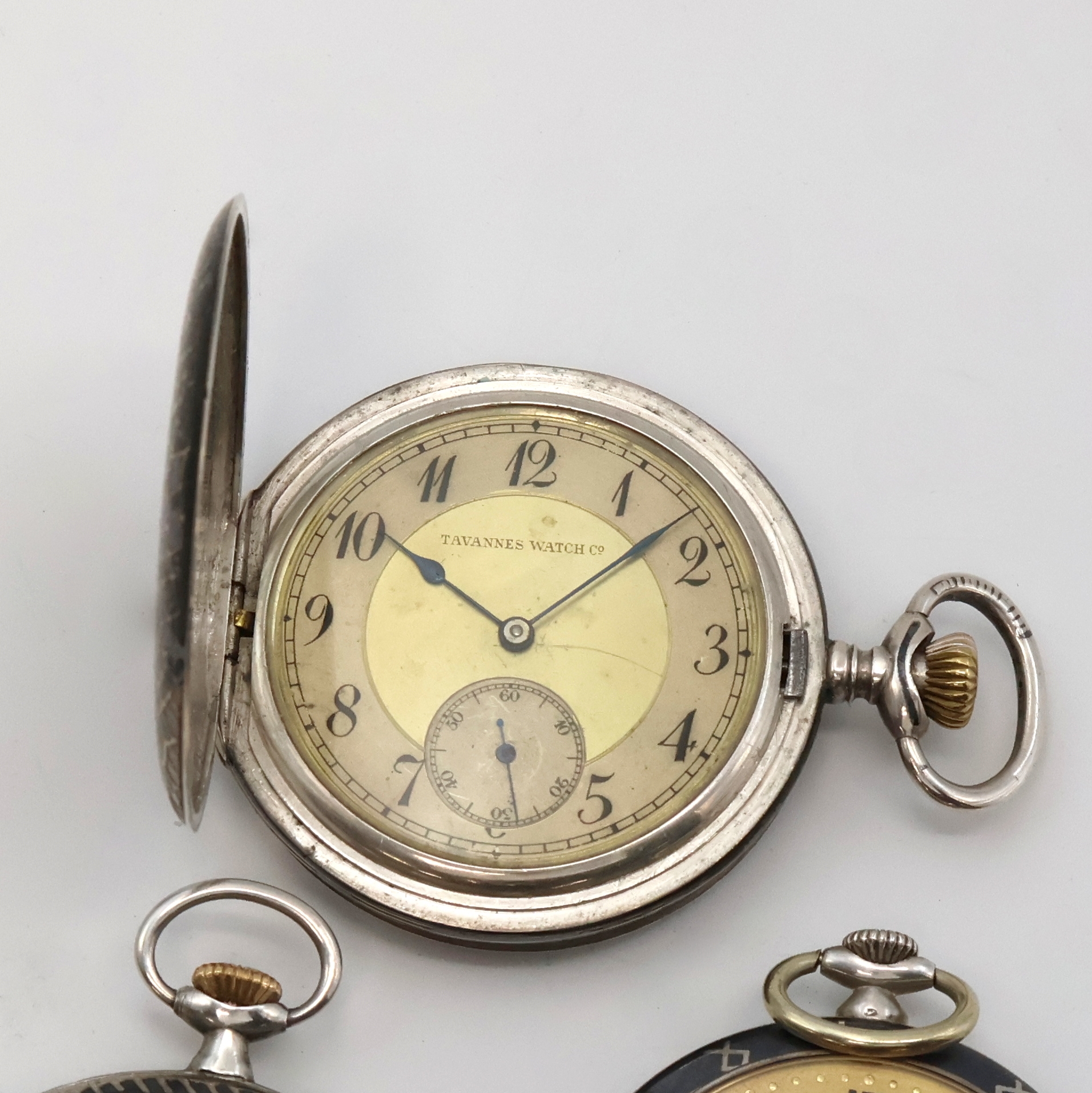 Detail a: 3 Tula-Taschenuhren, Schweiz um 1920, 2 x offen, 1 x Savonette, Tula teilw. fehlend, Metallzifferbl. m. arab. Zahlen, kl. Sek. bei 6, Ankerwerke (1 x ...