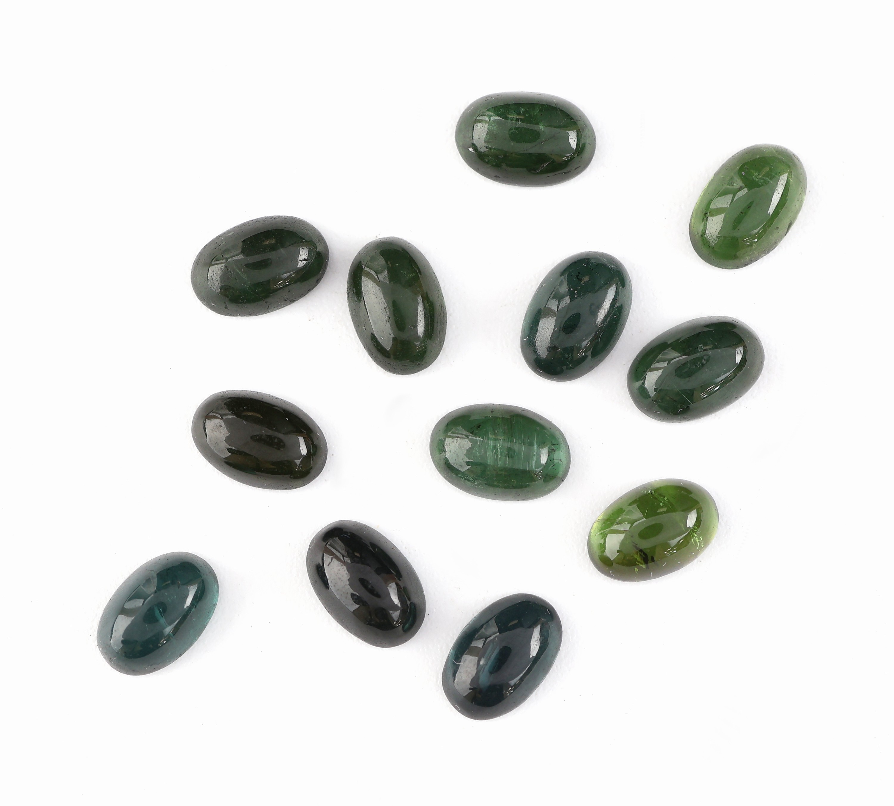 Image 27059199 - Lot 12 lose Turmaline, zus. ca. 6.60 ct, Cabochons, überwiegend oval, versch. ...