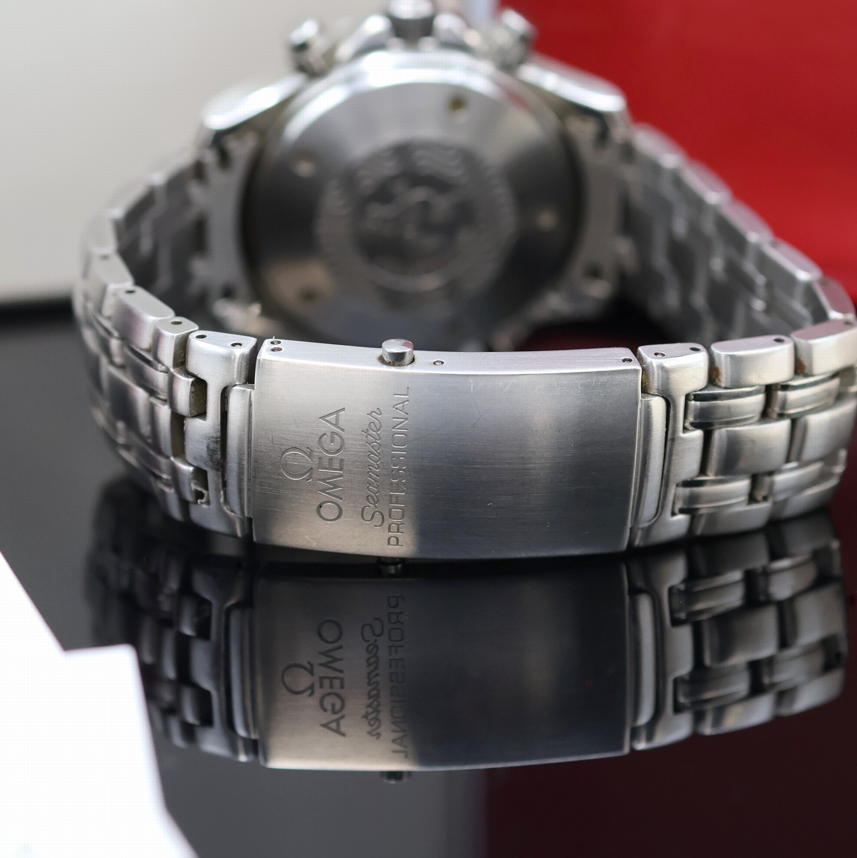 Detail e: OMEGA Seamaster Professional Chronometer Armbandchronograph in Stahl Referenz 25988000, Schweiz verk. lt. beil. Pap. 09/2002, Automatik, orig. ...