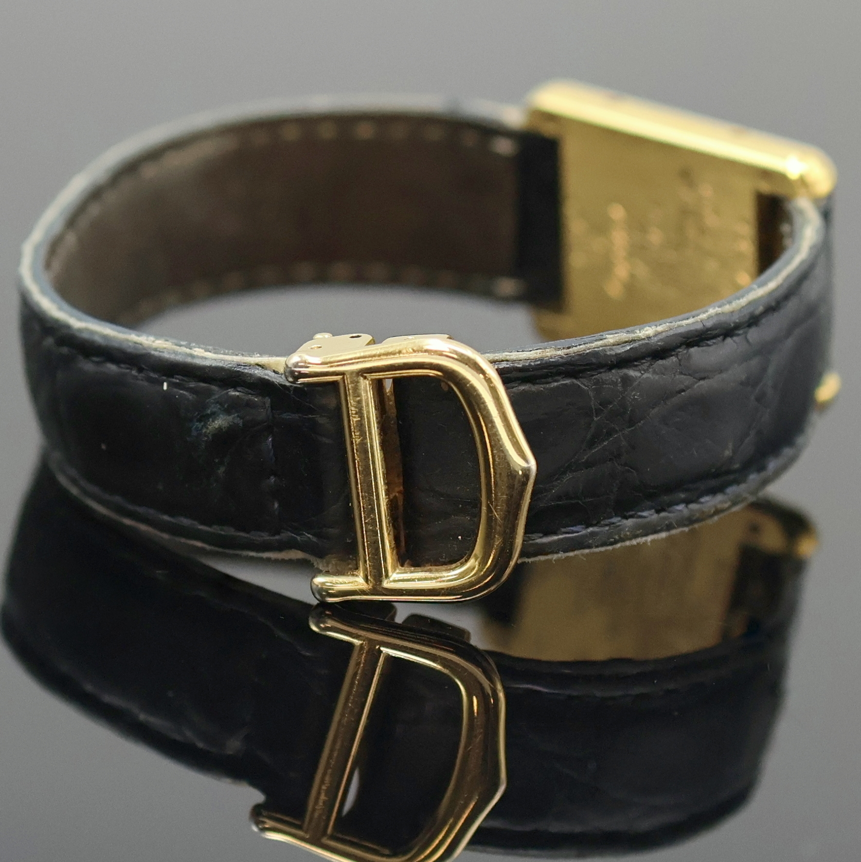 Detail d: CARTIER Tank Vermeil Damenarmbanduhr Referenz 1613, Schweiz um 1995, quarz, verg. 925er Silber Geh., Boden 4-fach verschr., Schmuckkrone, Lederband ...
