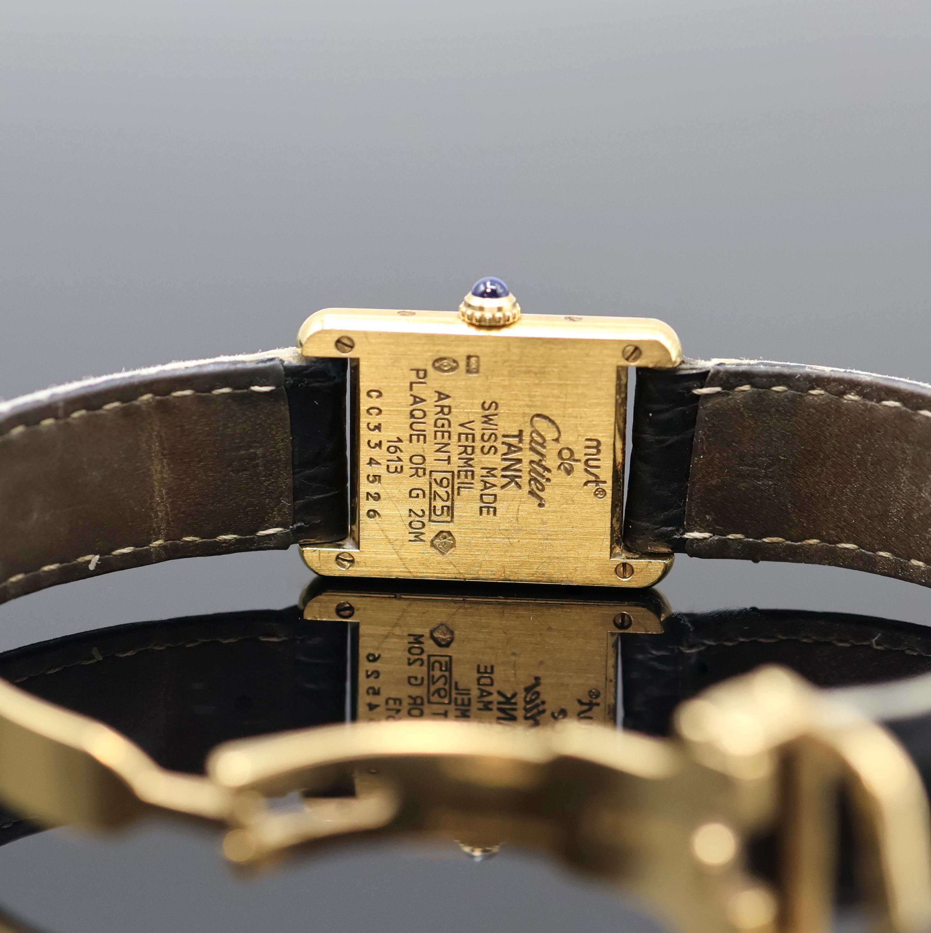 Detail f: CARTIER Tank Vermeil Damenarmbanduhr Referenz 1613, Schweiz um 1995, quarz, verg. 925er Silber Geh., Boden 4-fach verschr., Schmuckkrone, Lederband ...