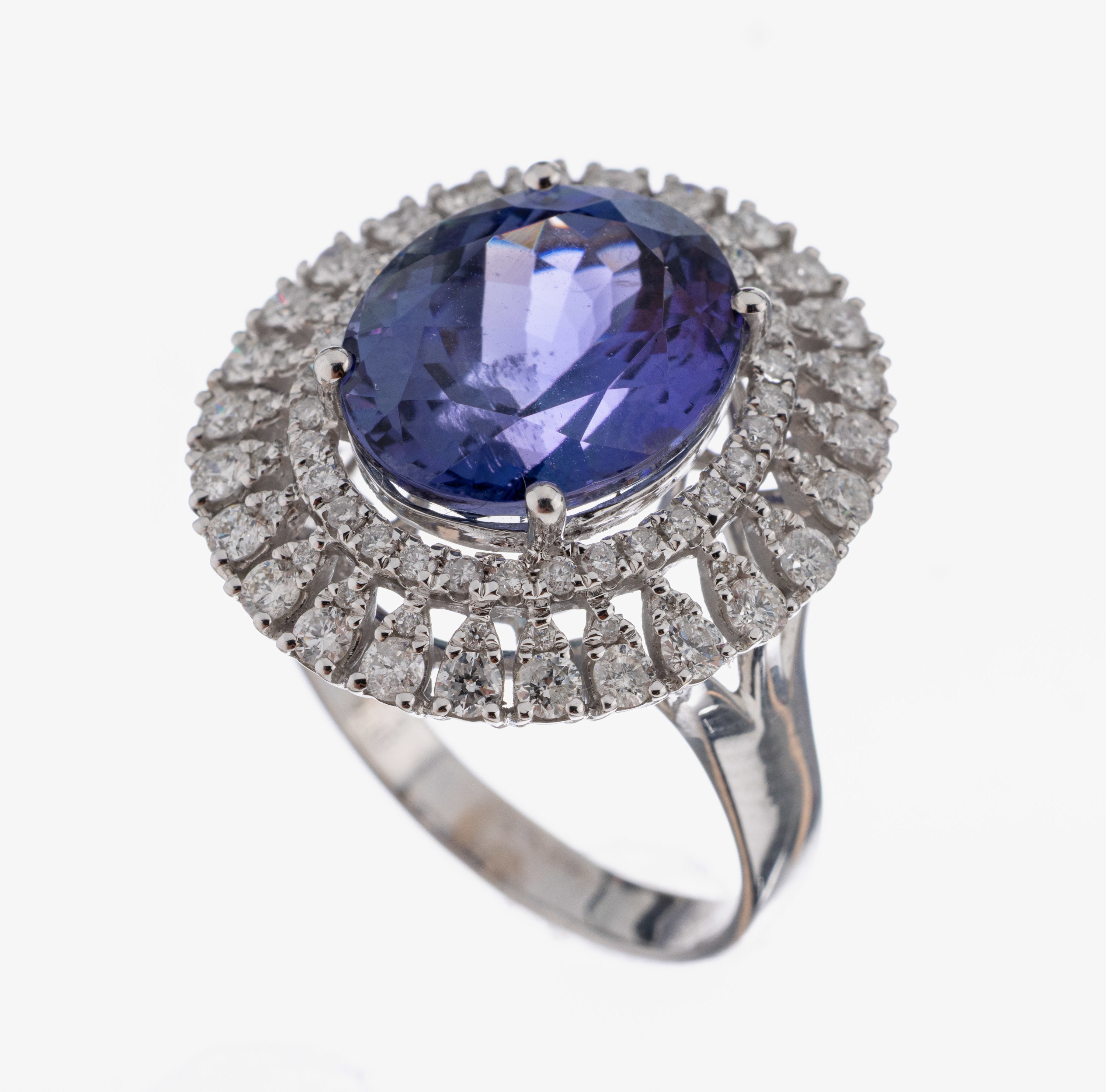 Image 27059590 - 18 kt Gold Tansanit-Brillant-Ring, WG 750/000, mittig erhaben gefasster ovalfacett. ...