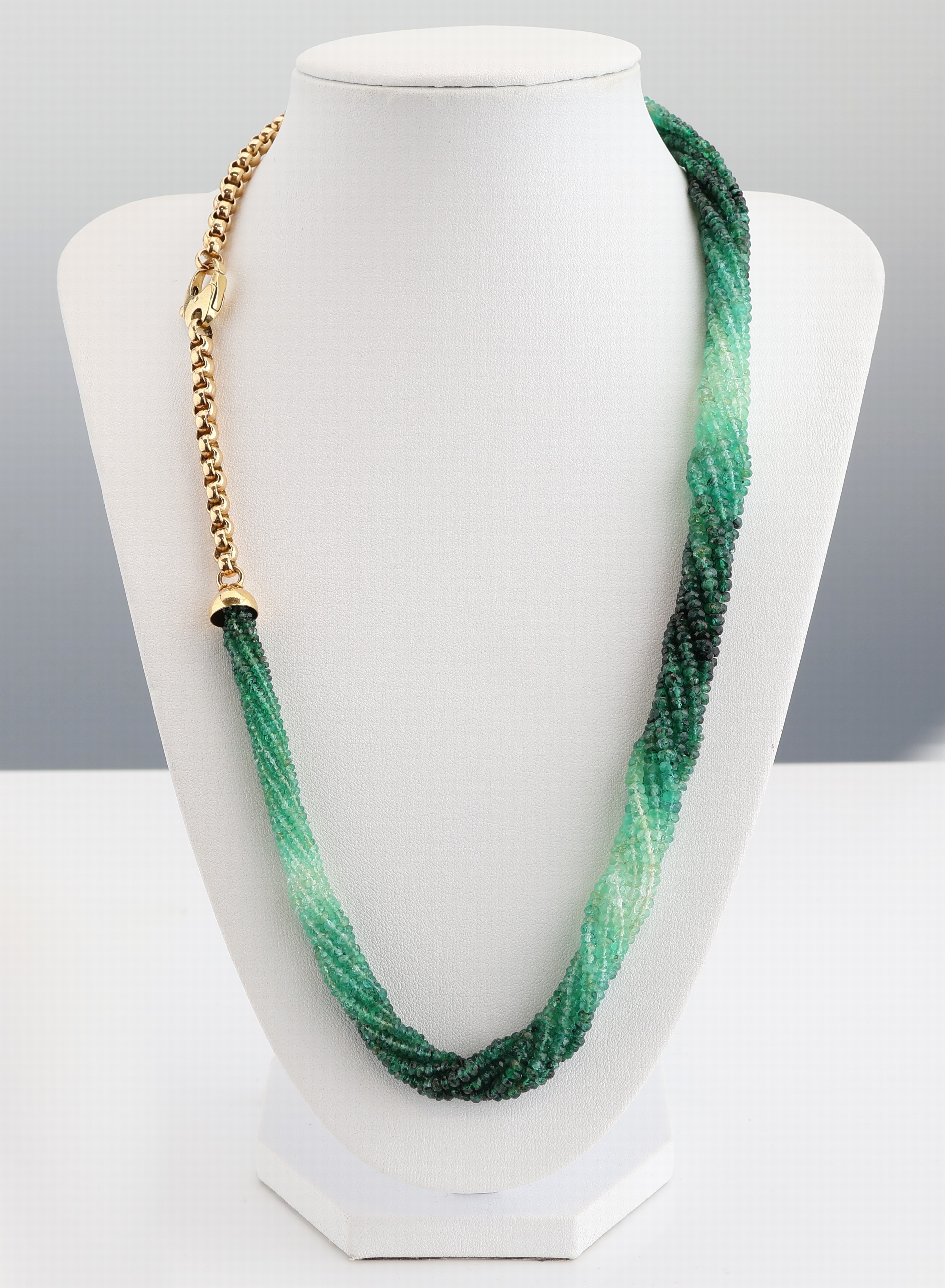 Image 27059649 - Farbstein-Collier mit 18 kt Gold Schließe, GG 750/000 gepr., 7 rhg. facett. Smaragde ...