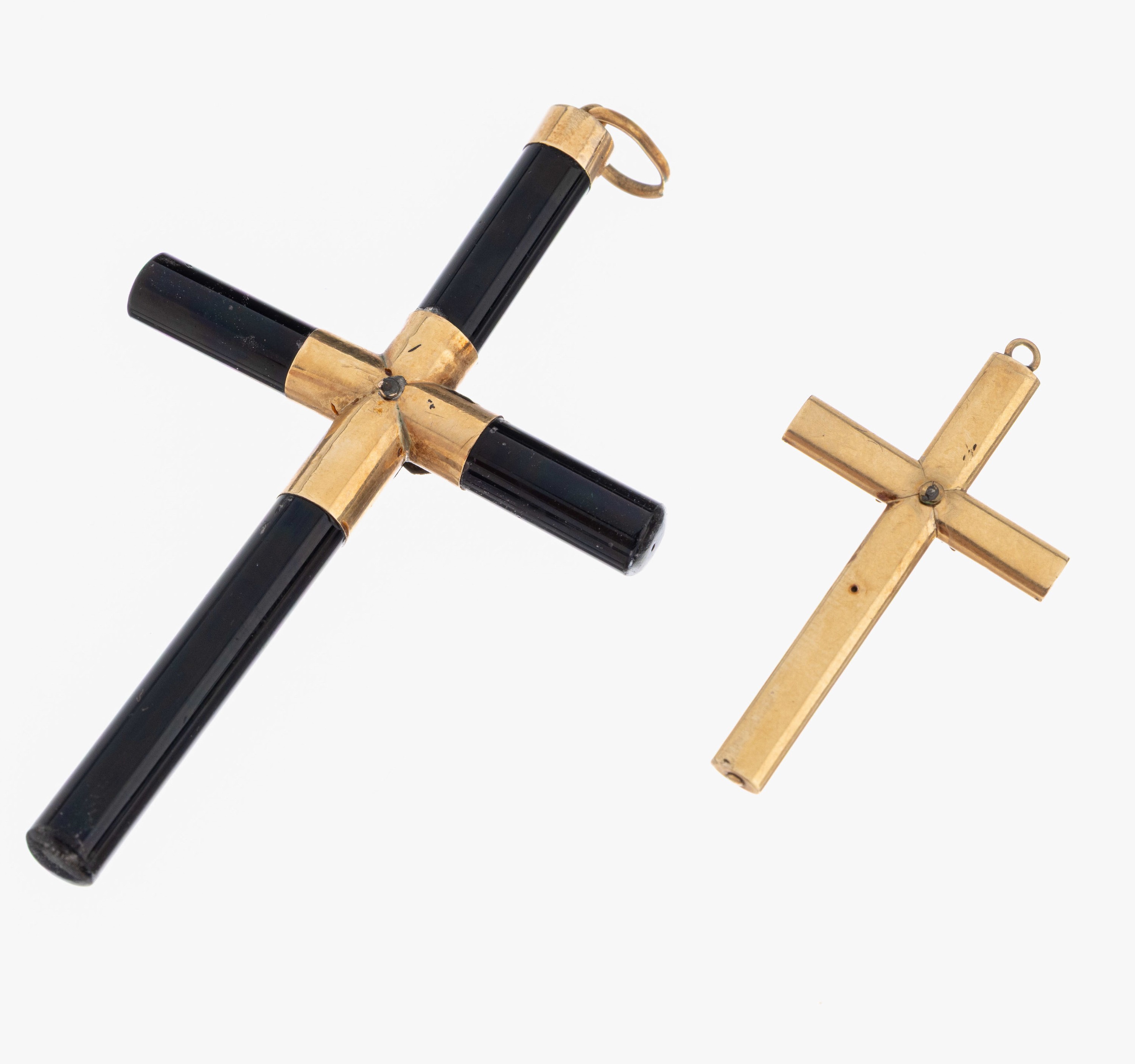 Image 27059671 - Konvolut 2 Kreuzanhänger, um 1860, 1 x GG 585/000 gepr., Schenkel aus Onyx, mittig ...